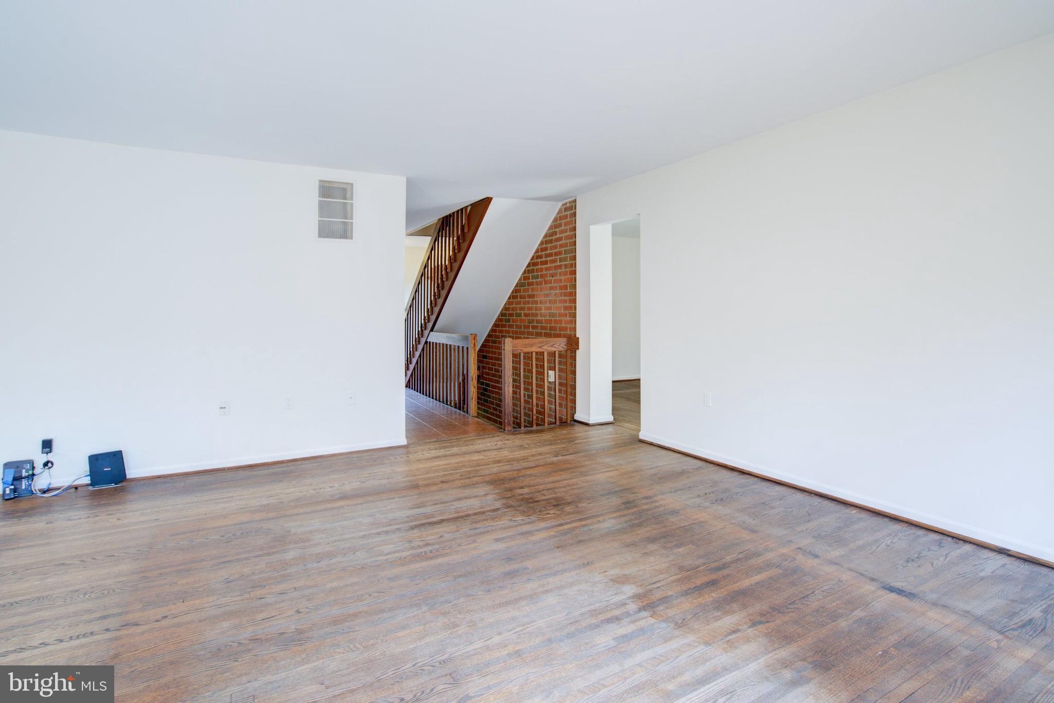 INVERNESS FOREST - Residential