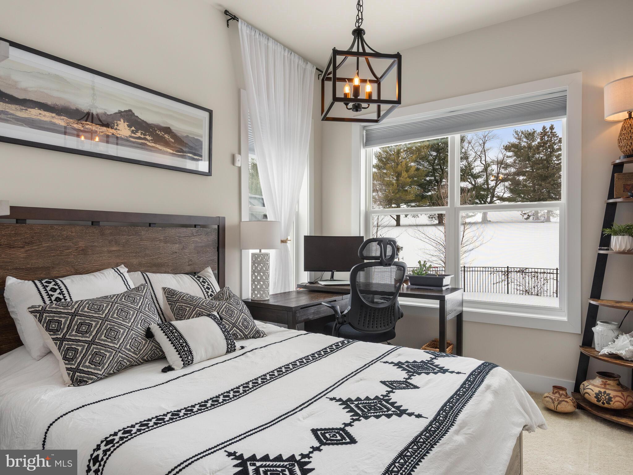 RESERVE AT CENTER SQUARE - Residential