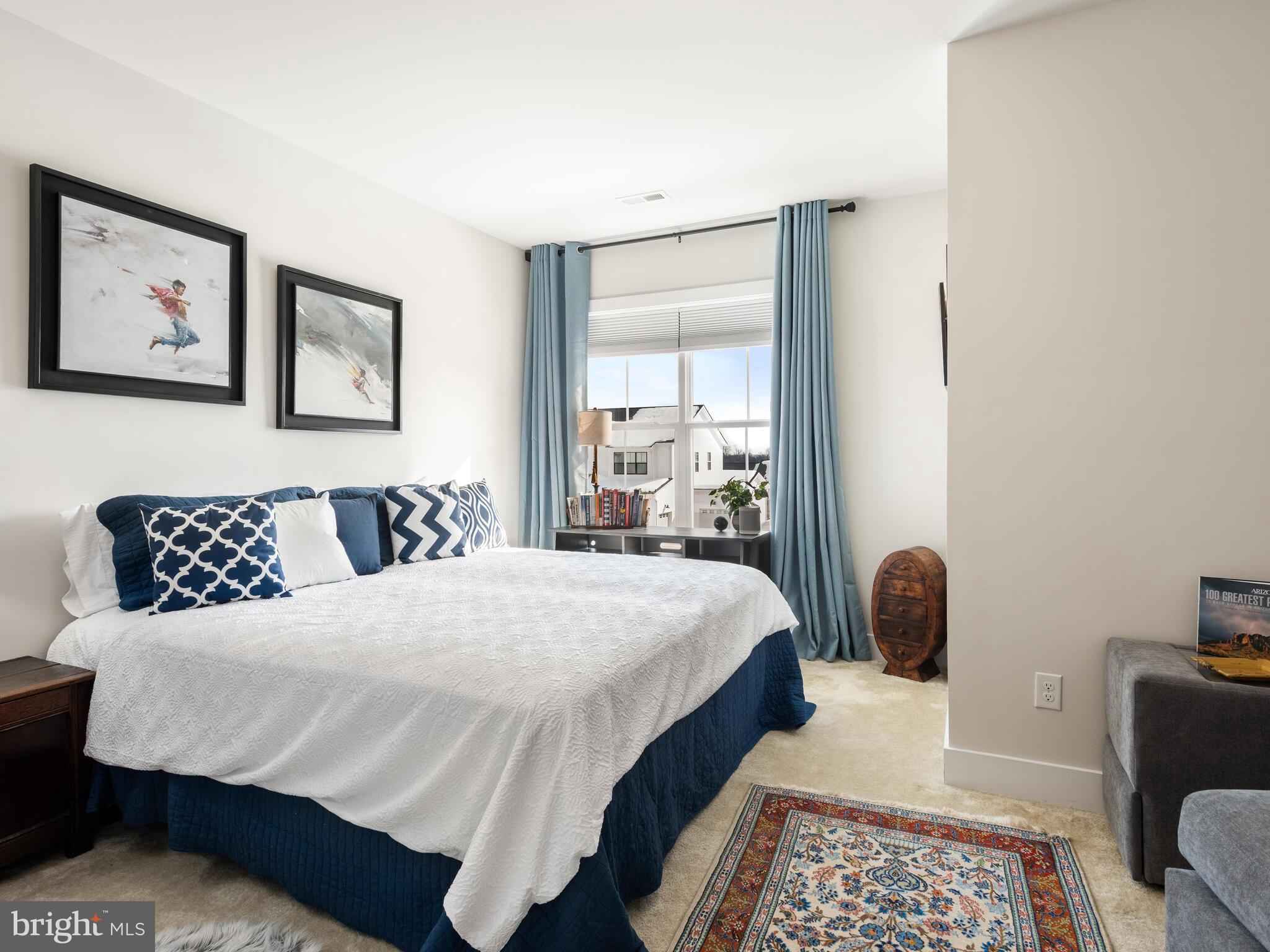 RESERVE AT CENTER SQUARE - Residential