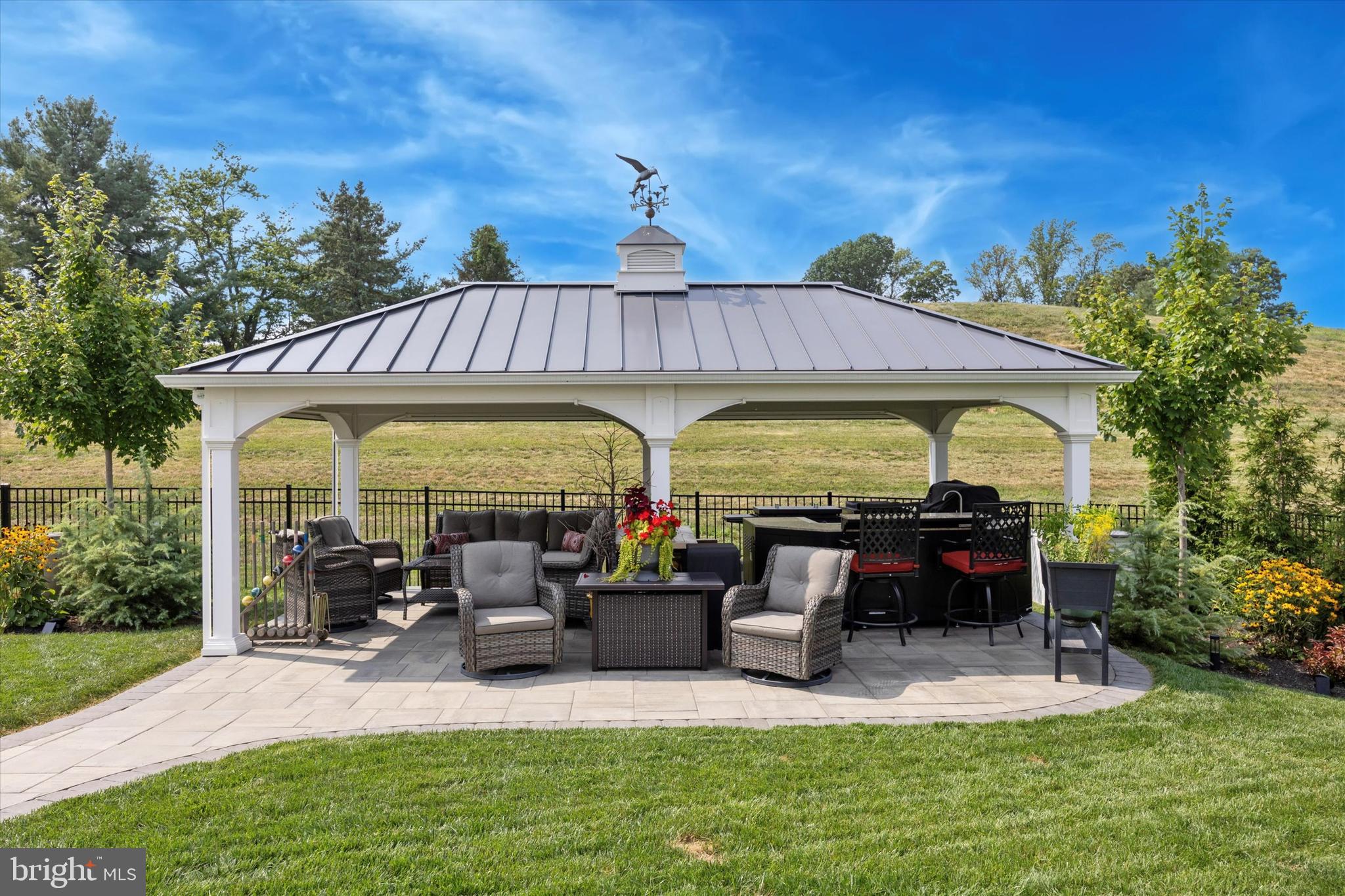 RESERVE AT CENTER SQUARE - Residential