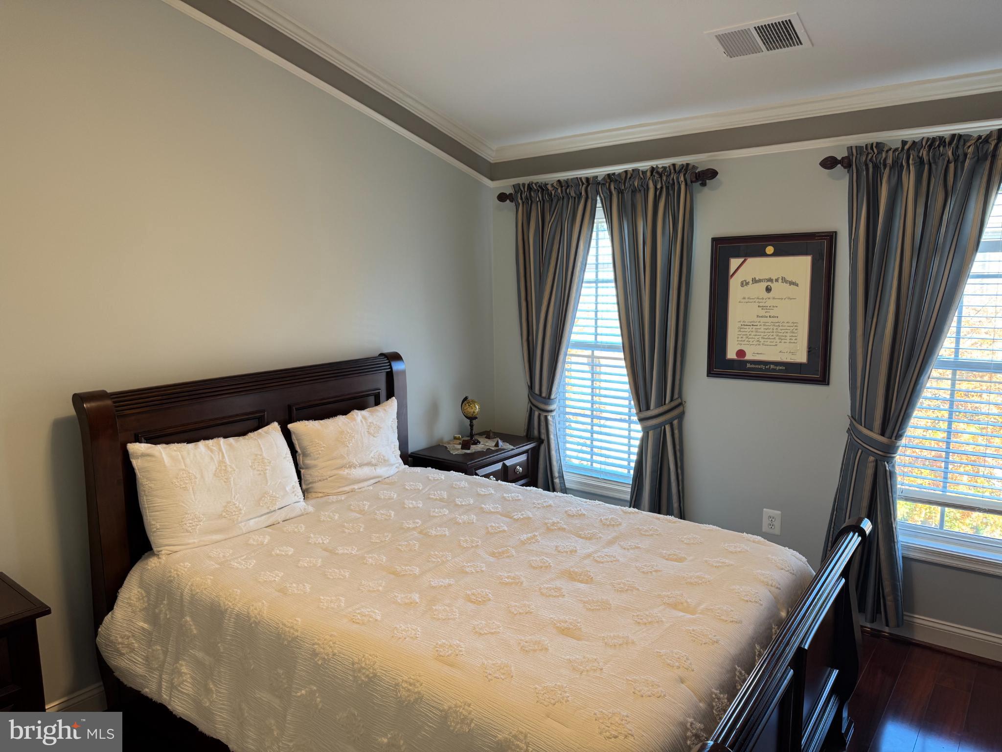 BRADDOCK CORNER - Residential Lease