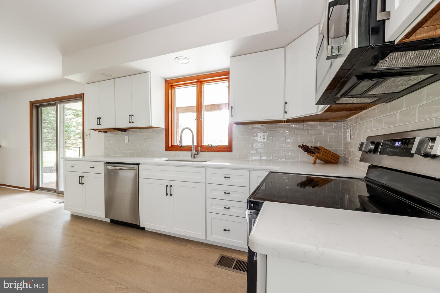 FOX RIDGE - Residential
