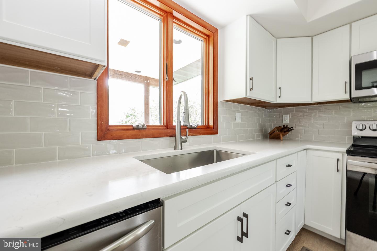 FOX RIDGE - Residential