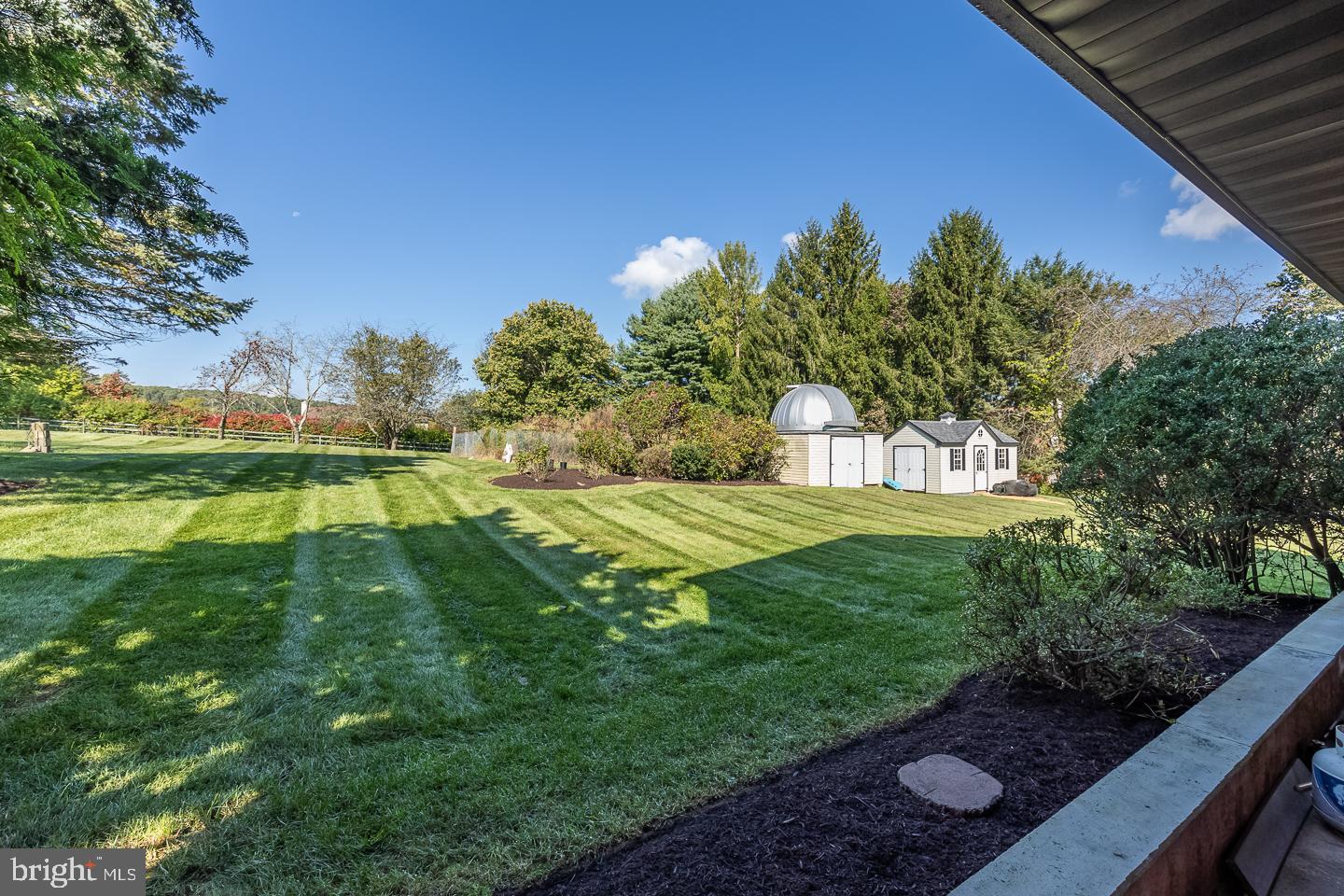 FOX RIDGE - Residential