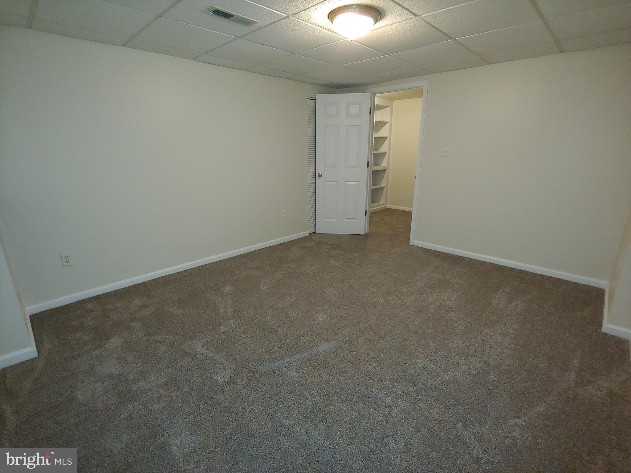 PINEY ORCHARD - Residential Lease