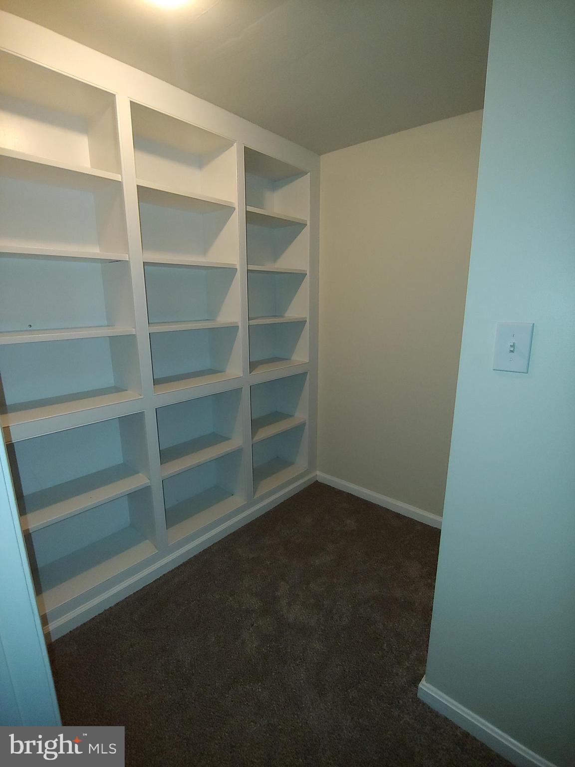 PINEY ORCHARD - Residential Lease