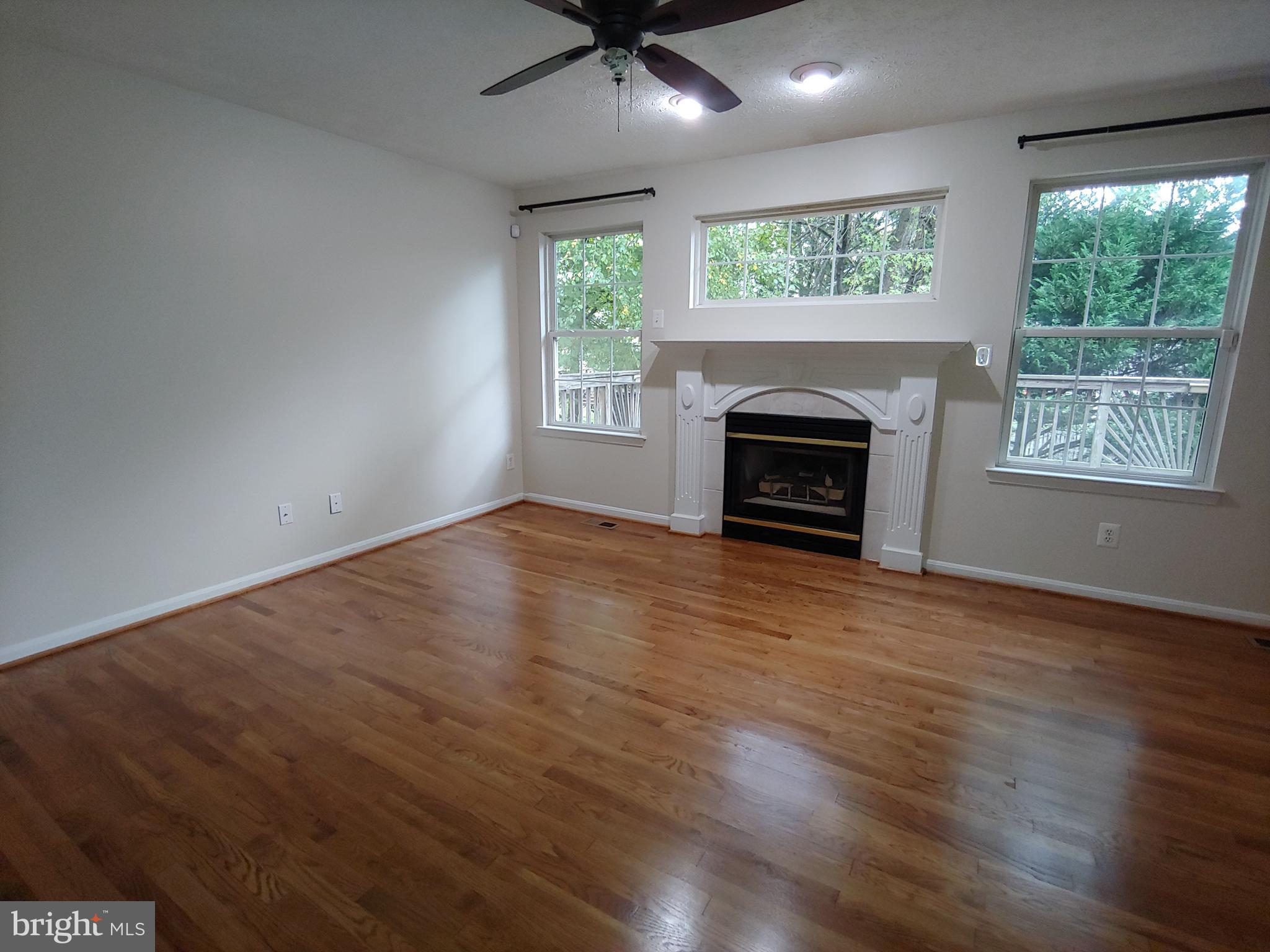 PINEY ORCHARD - Residential Lease