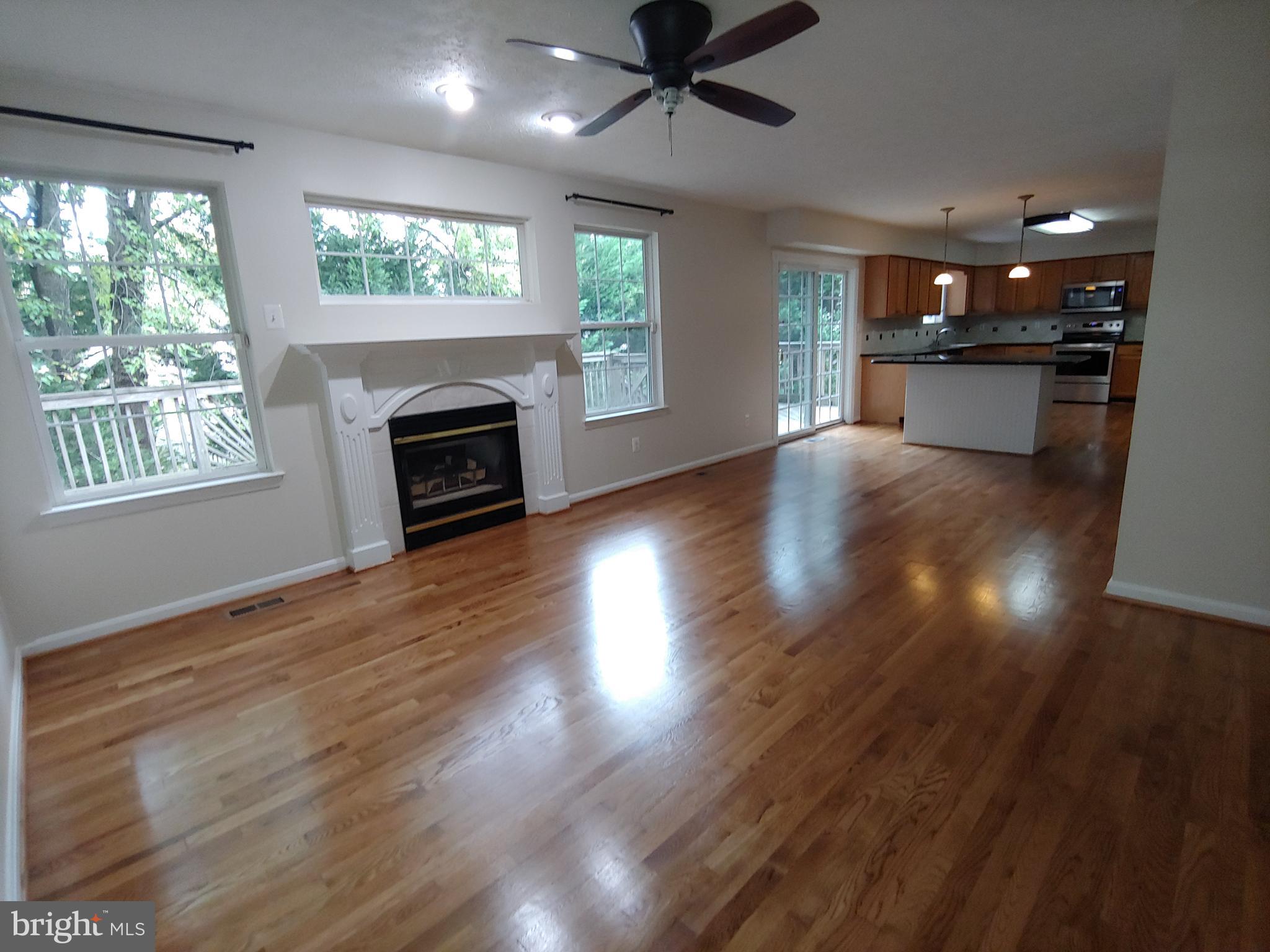 PINEY ORCHARD - Residential Lease