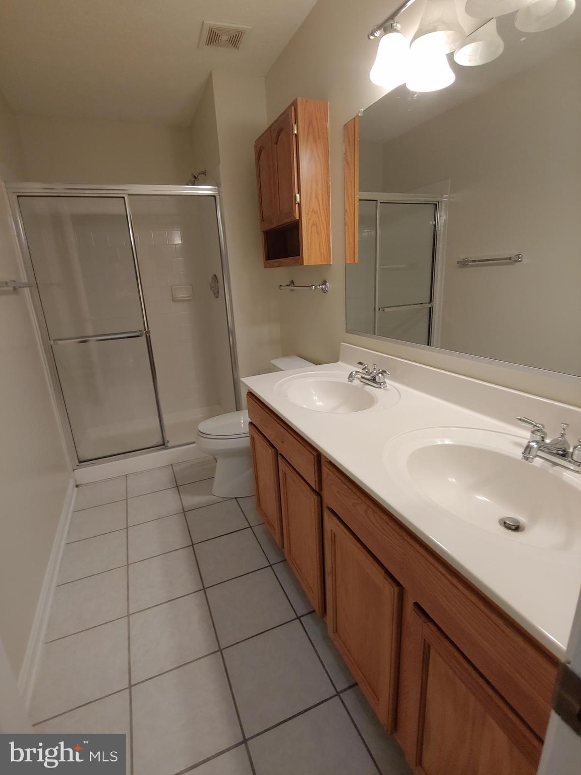 PINEY ORCHARD - Residential Lease