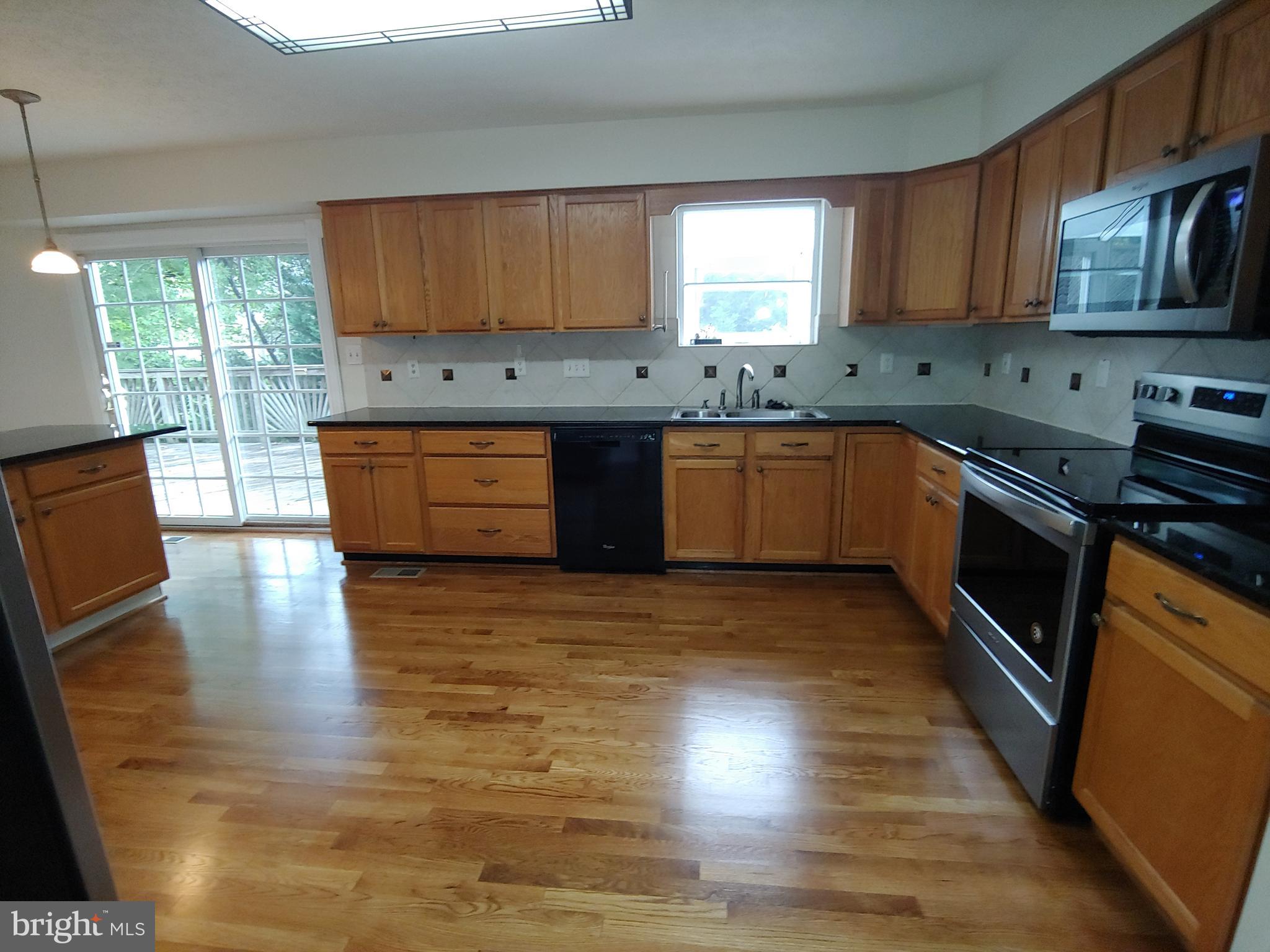 PINEY ORCHARD - Residential Lease