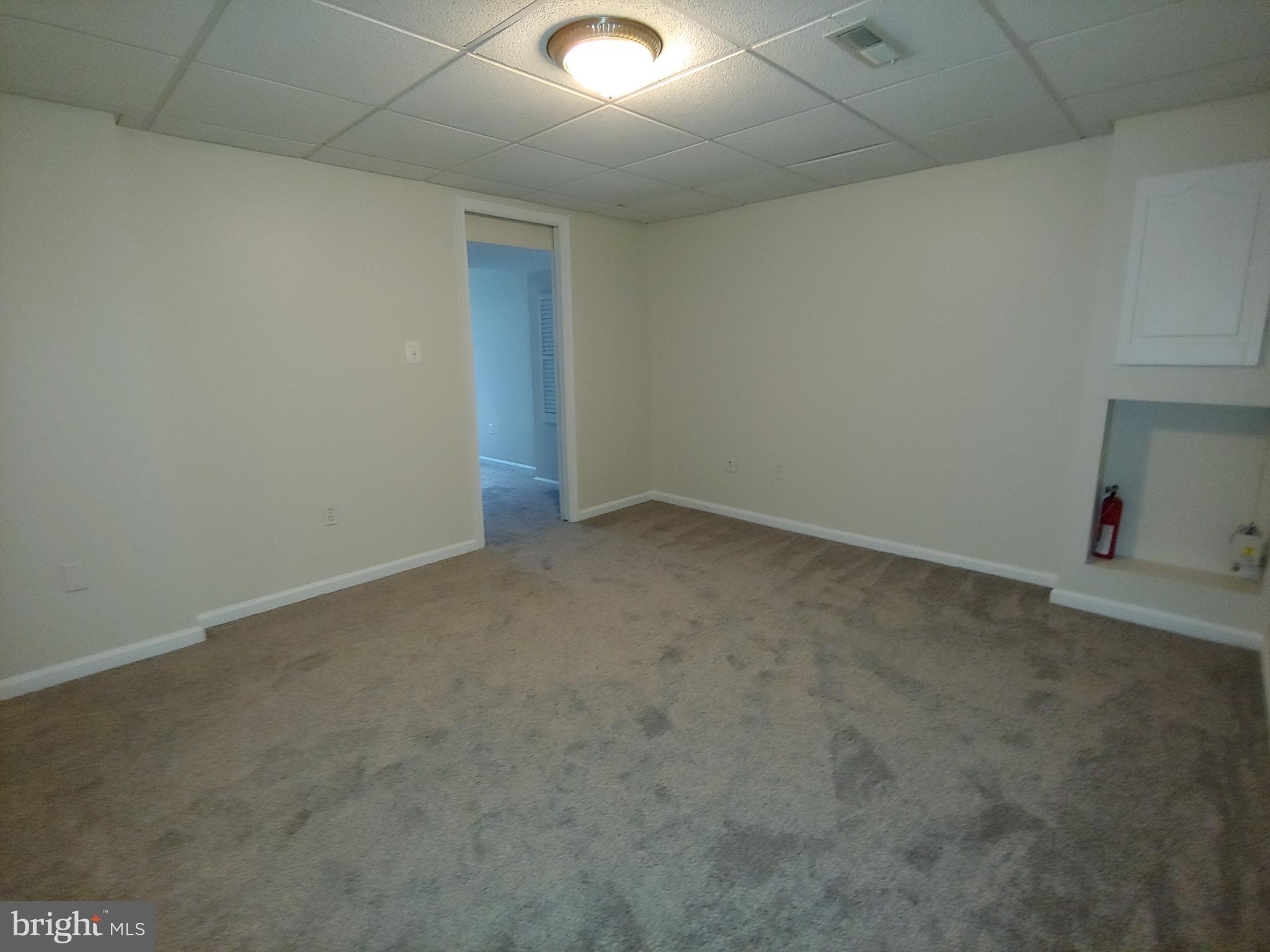 PINEY ORCHARD - Residential Lease