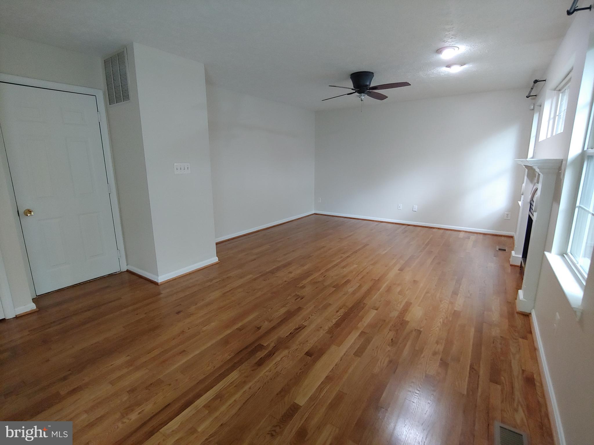 PINEY ORCHARD - Residential Lease