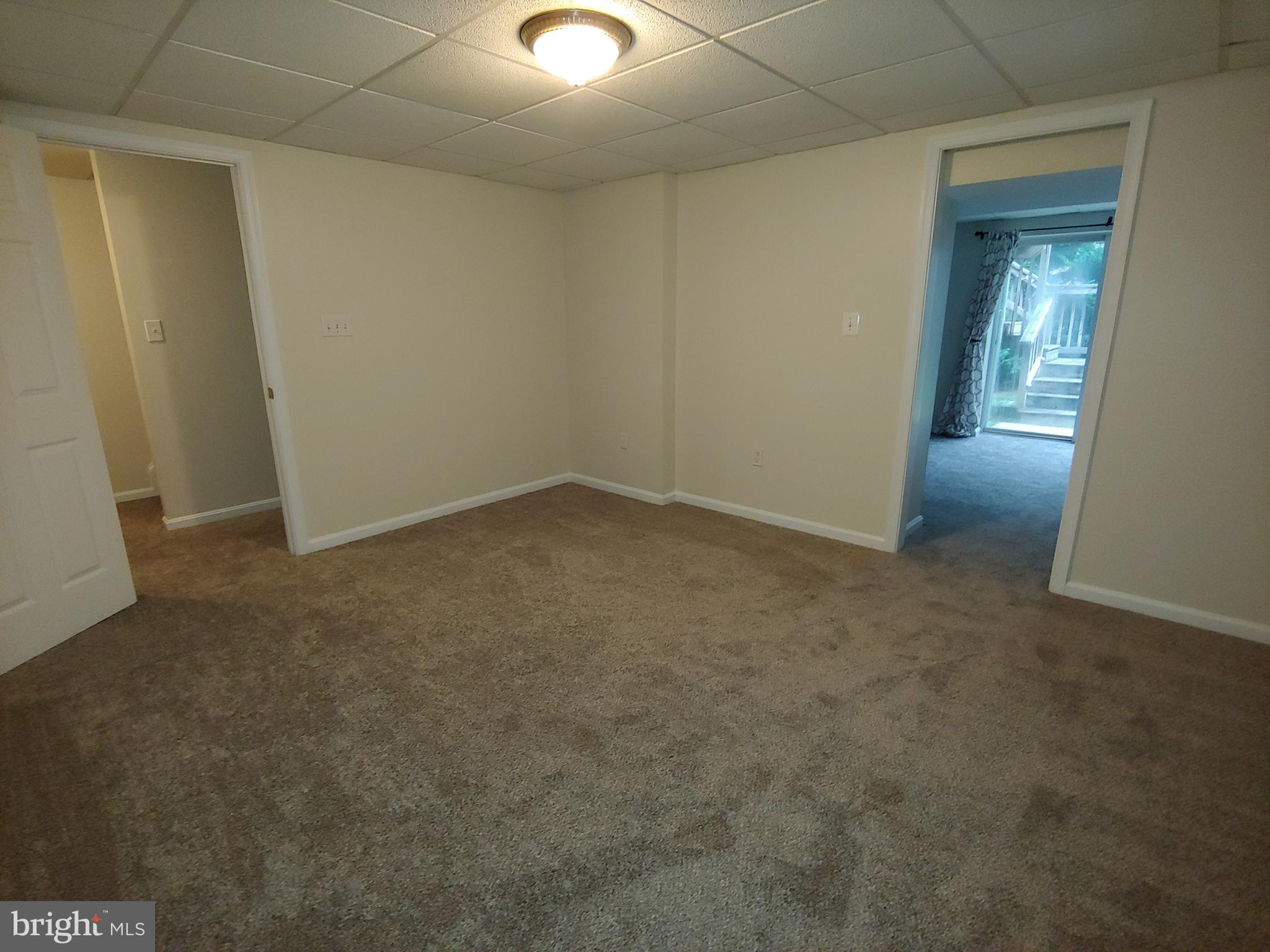 PINEY ORCHARD - Residential Lease