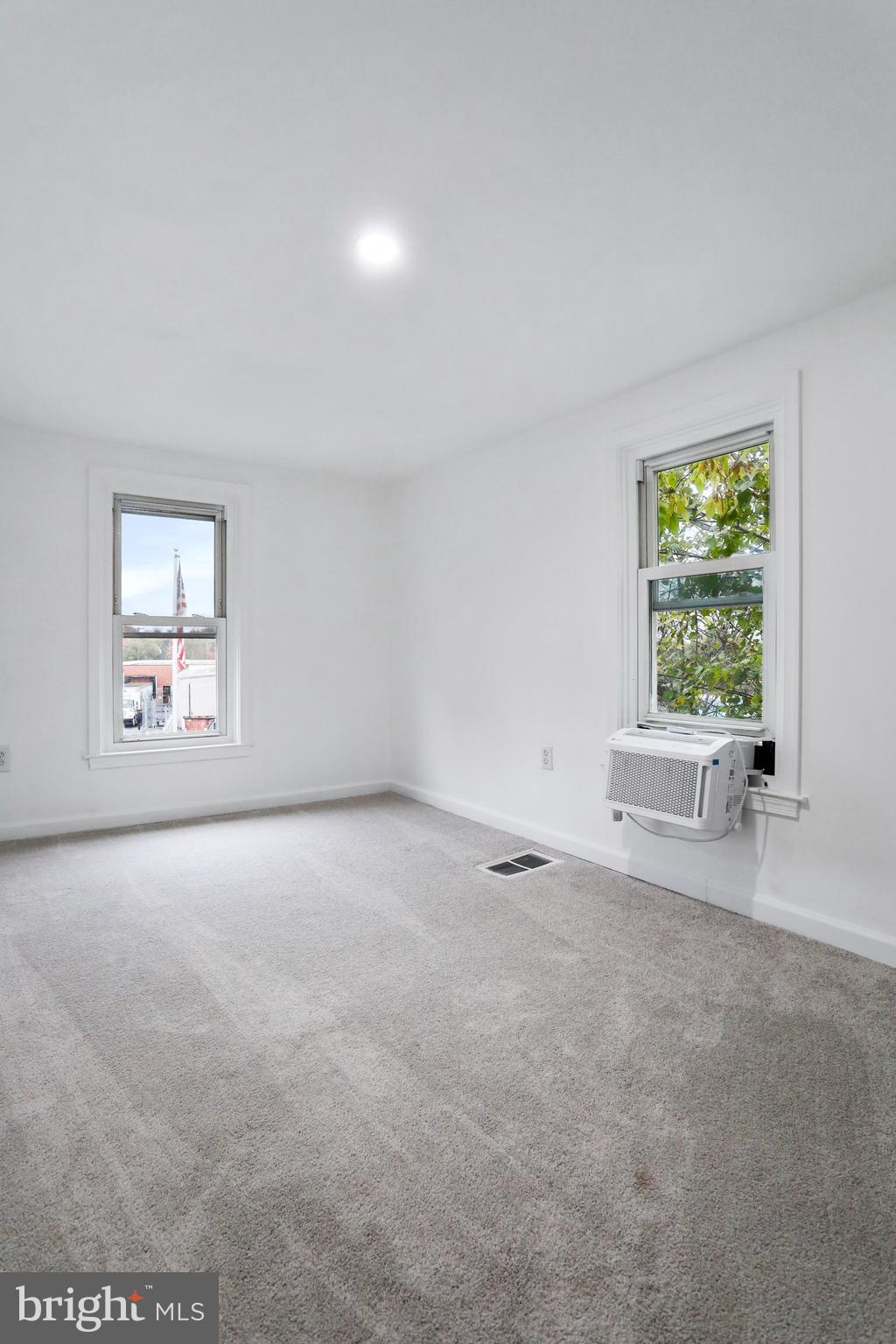 MARTINSBURG CITY - Residential