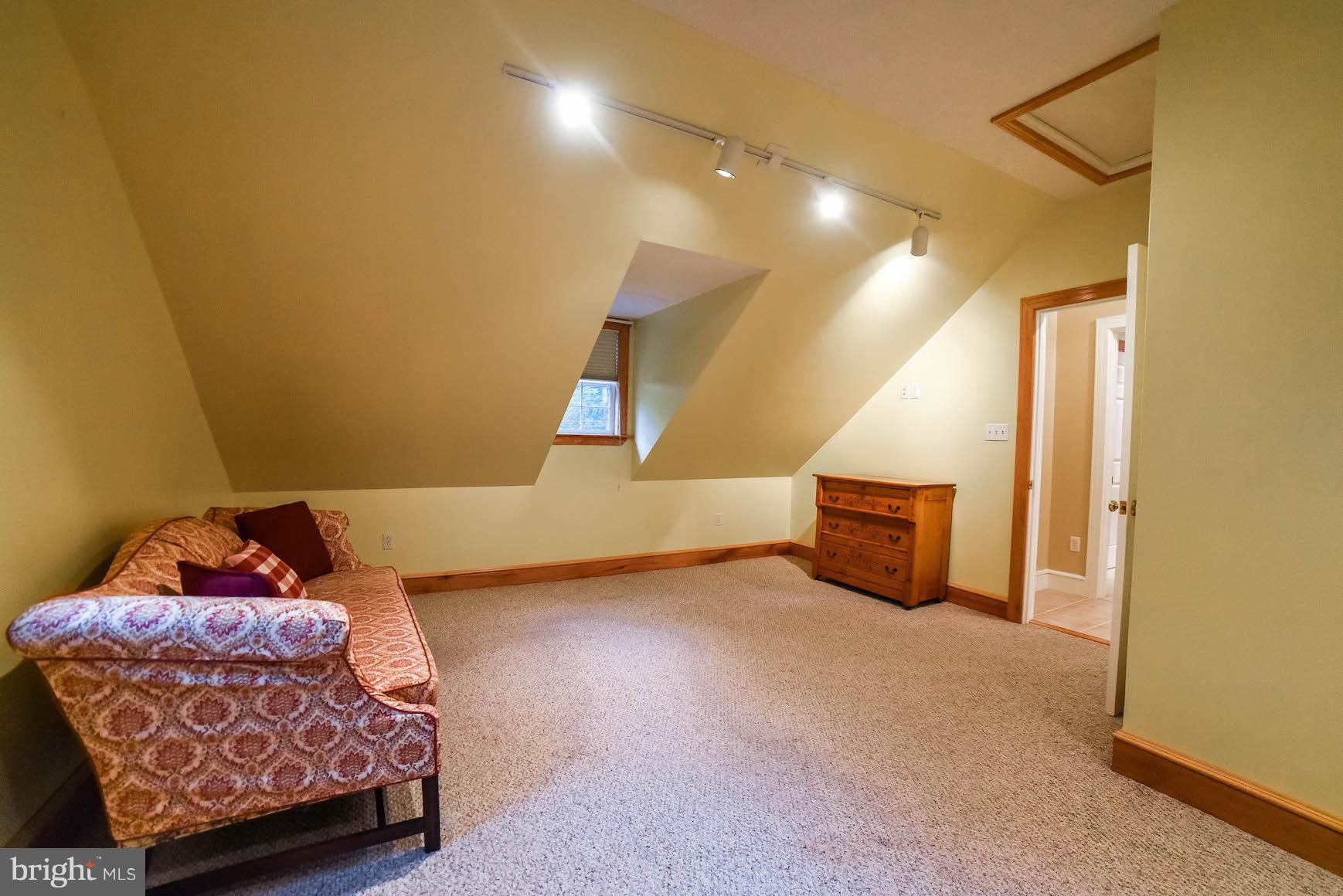 NATIONAL SLAVONIC SOCIETY - Residential