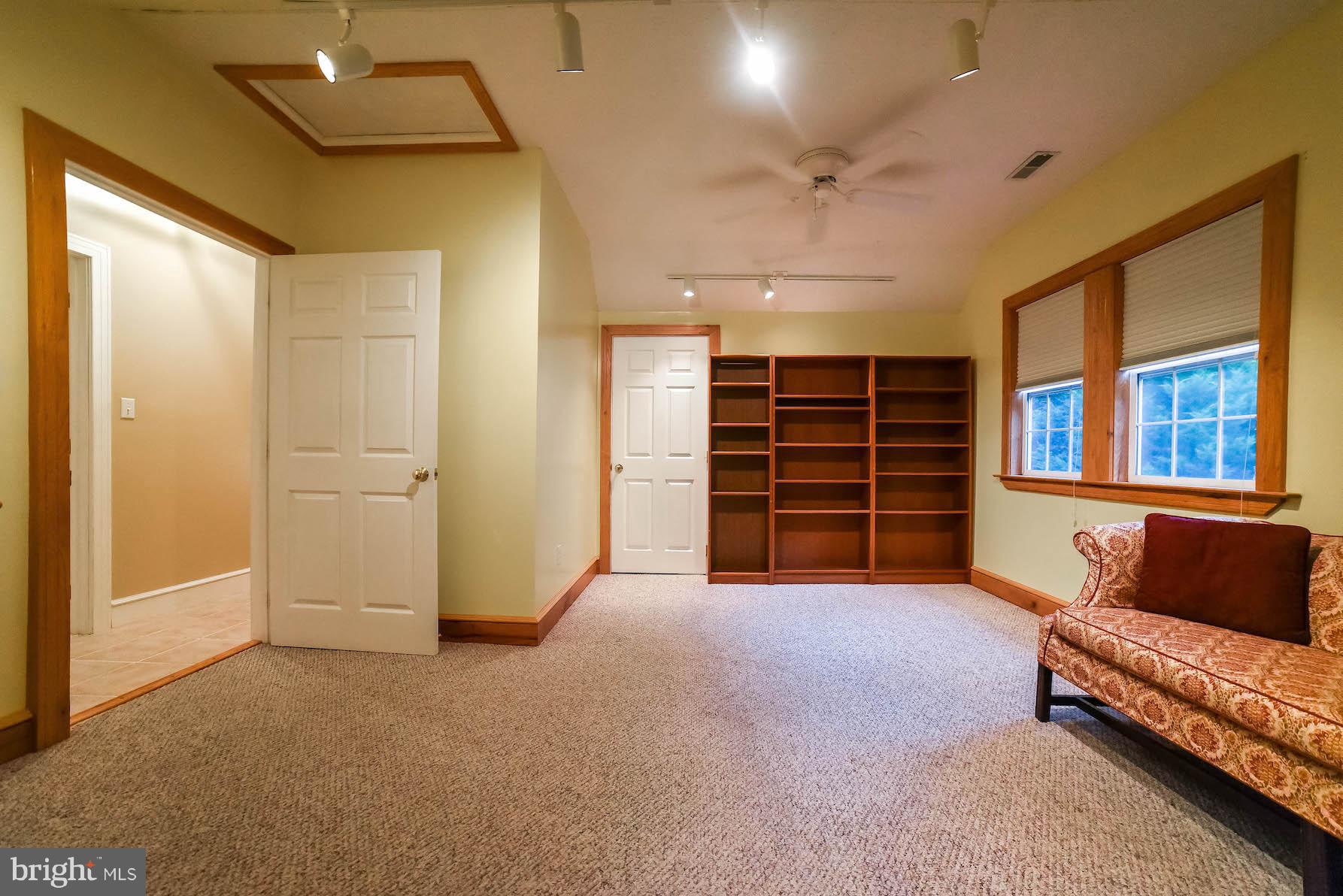 NATIONAL SLAVONIC SOCIETY - Residential