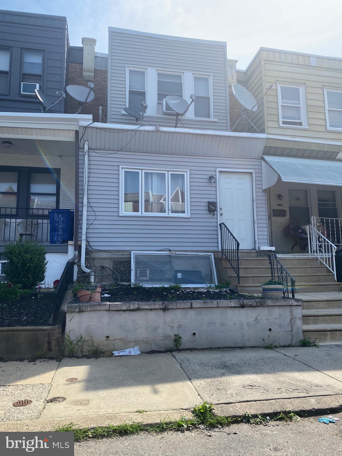 ESCROW DEPOSIT REQUIRED WITH AGREEMENT OF SALE