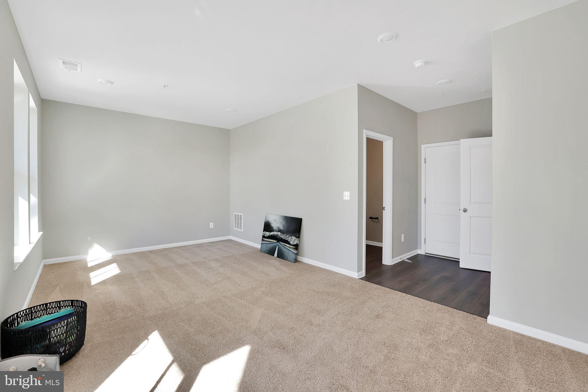 SCOTLAND HEIGHTS - Residential