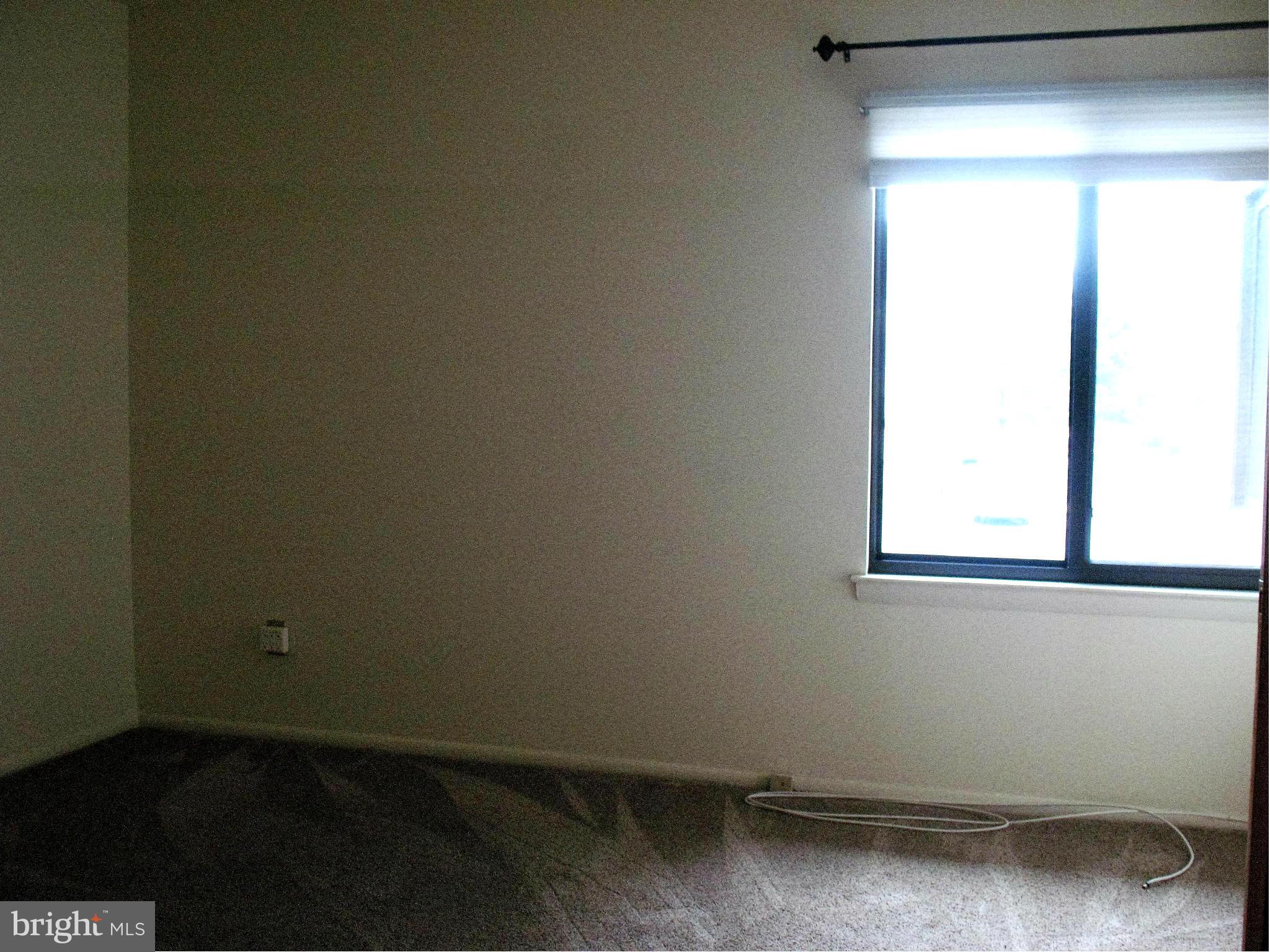 CHERRY GLEN CONDOS - Residential Lease