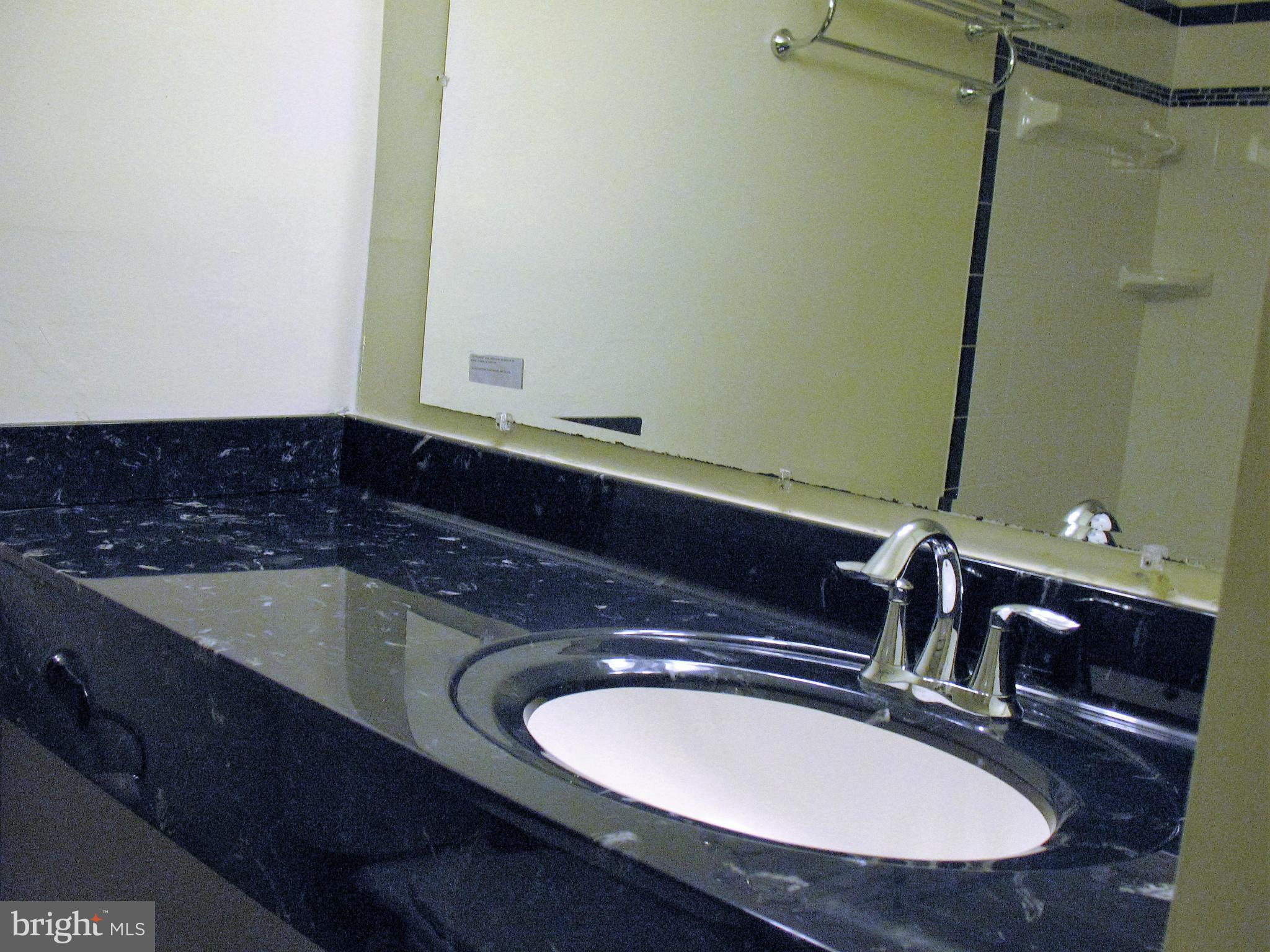 CHERRY GLEN CONDOS - Residential Lease