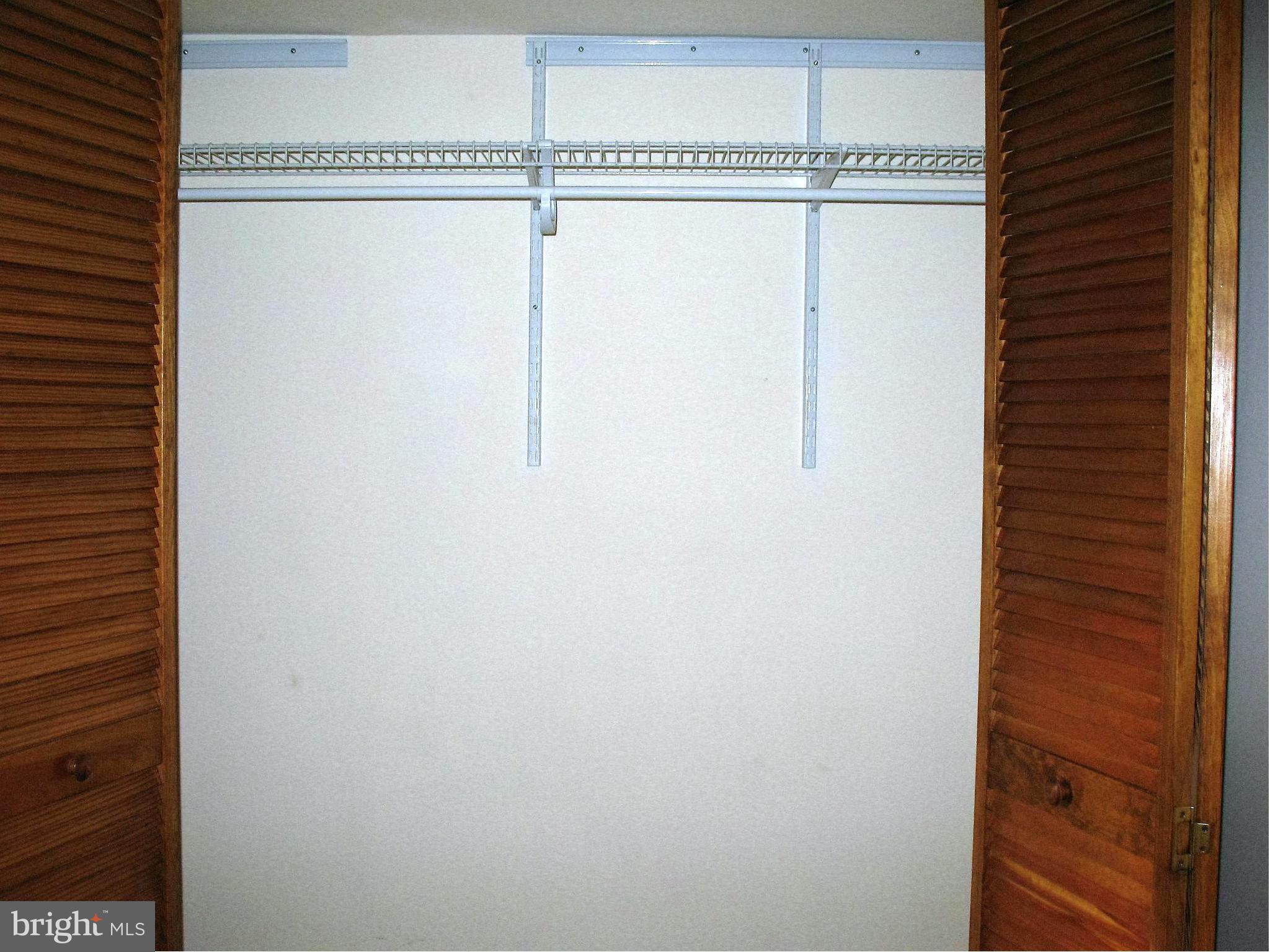 CHERRY GLEN CONDOS - Residential Lease