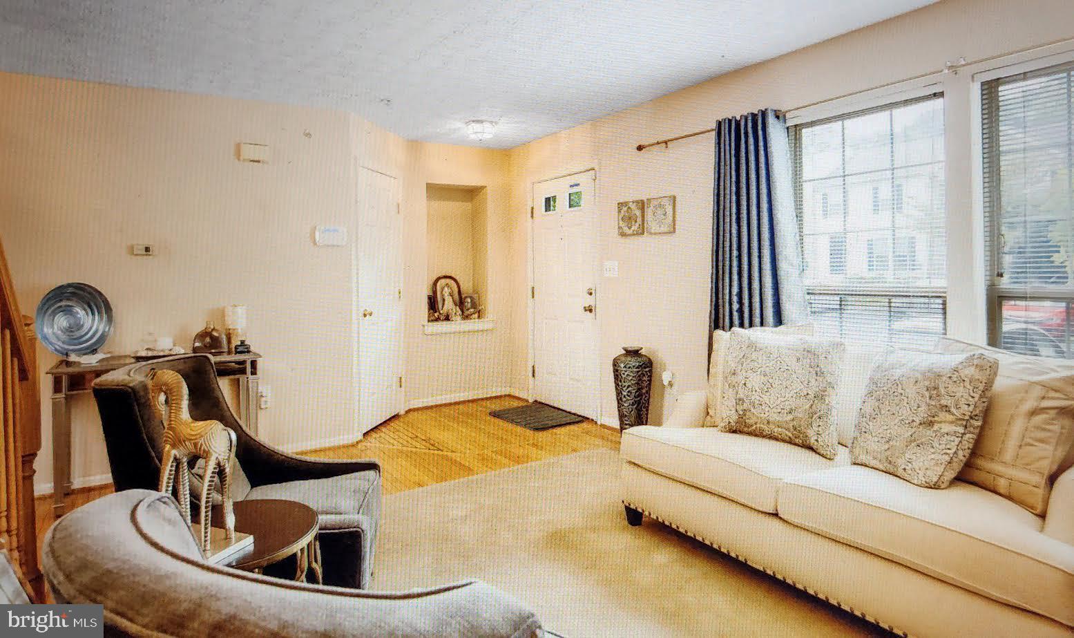 RUSSETT - Residential