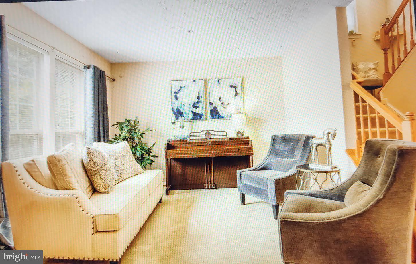 RUSSETT - Residential