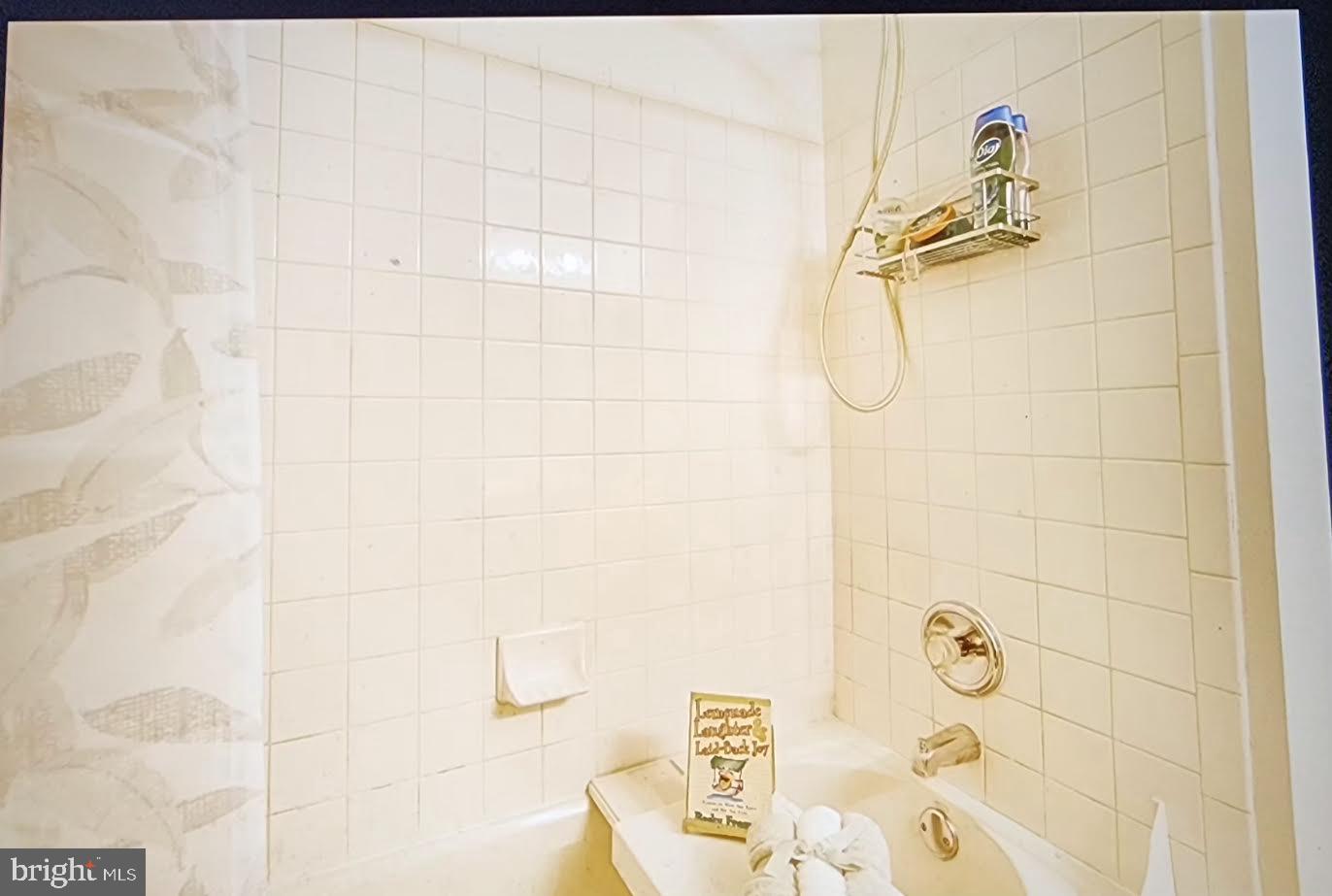 RUSSETT - Residential