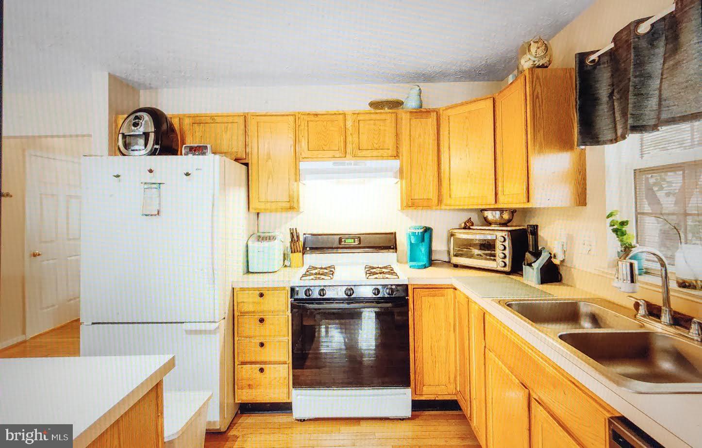 RUSSETT - Residential