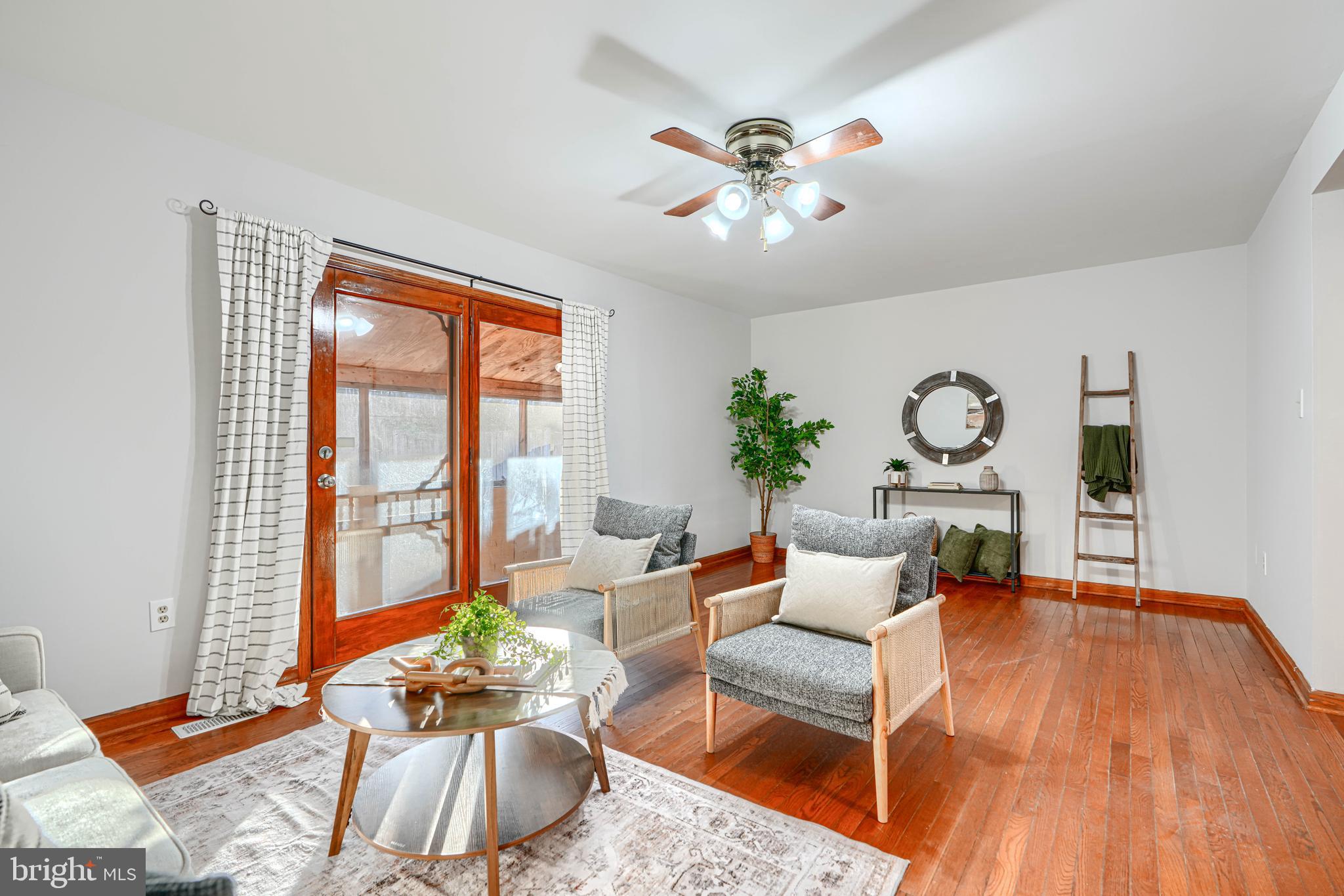 ROSEDALE - Residential