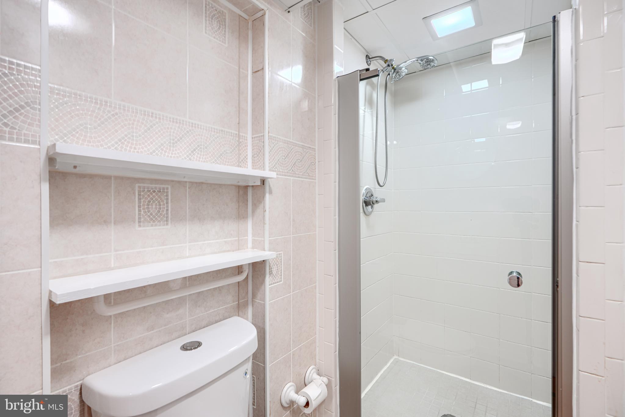 ROSEDALE - Residential