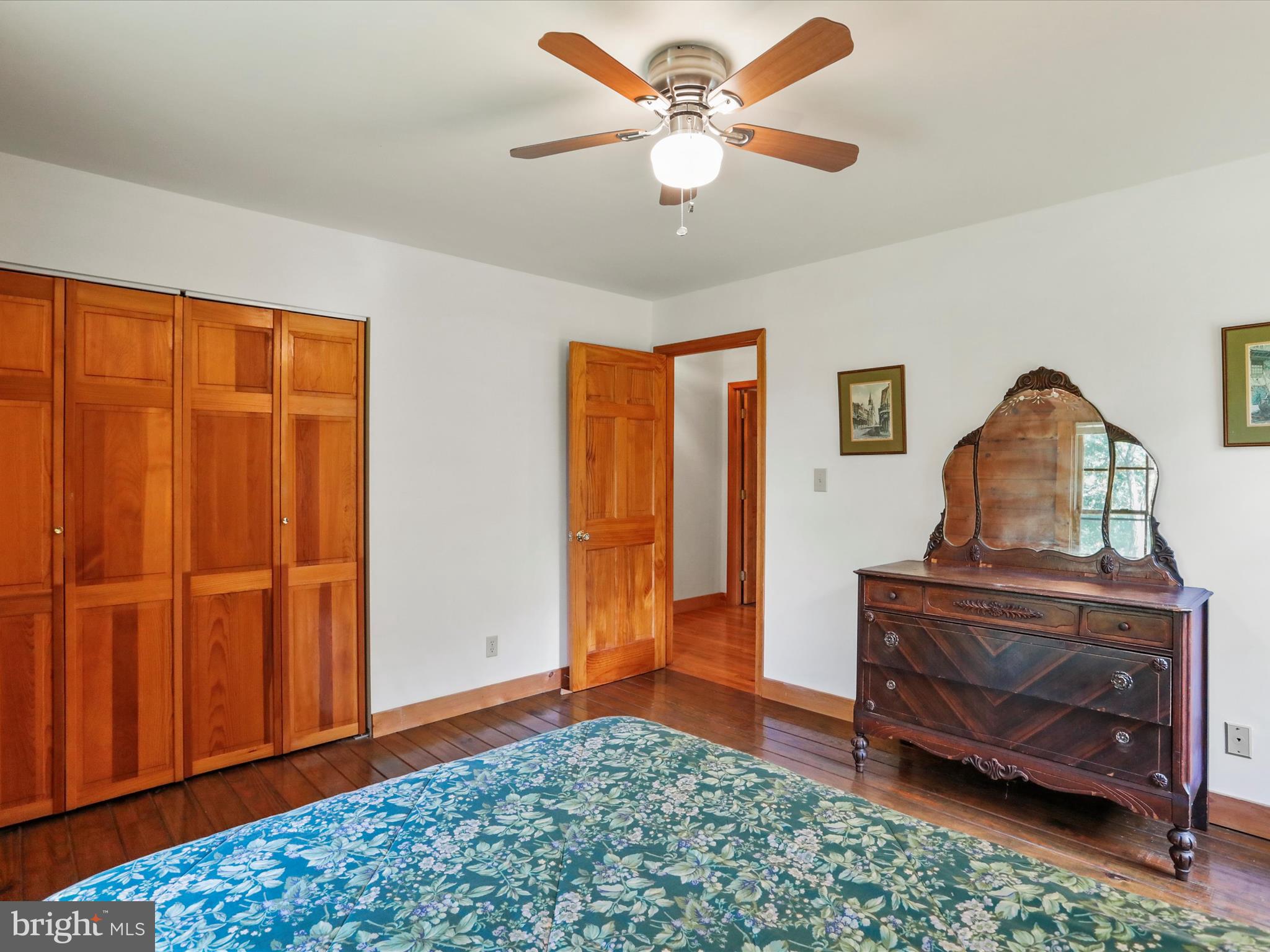 EAGLE BAY PROPERTIES - Residential