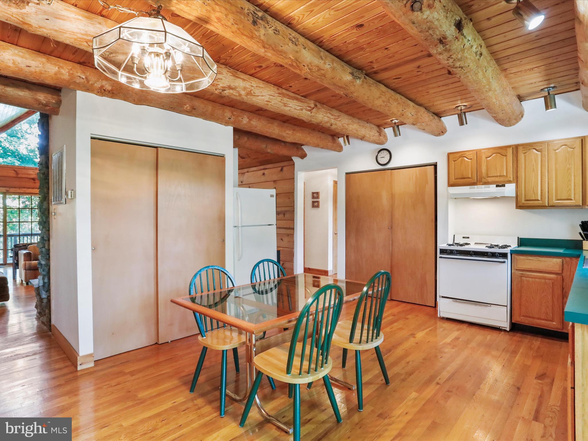 EAGLE BAY PROPERTIES - Residential