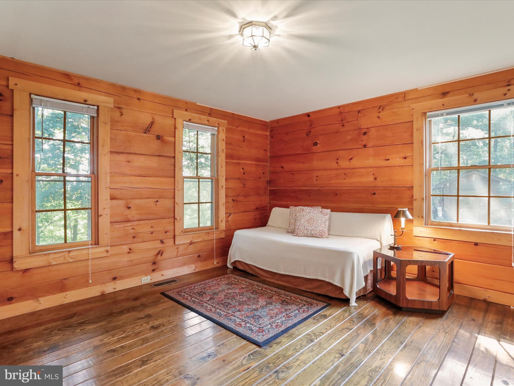 EAGLE BAY PROPERTIES - Residential