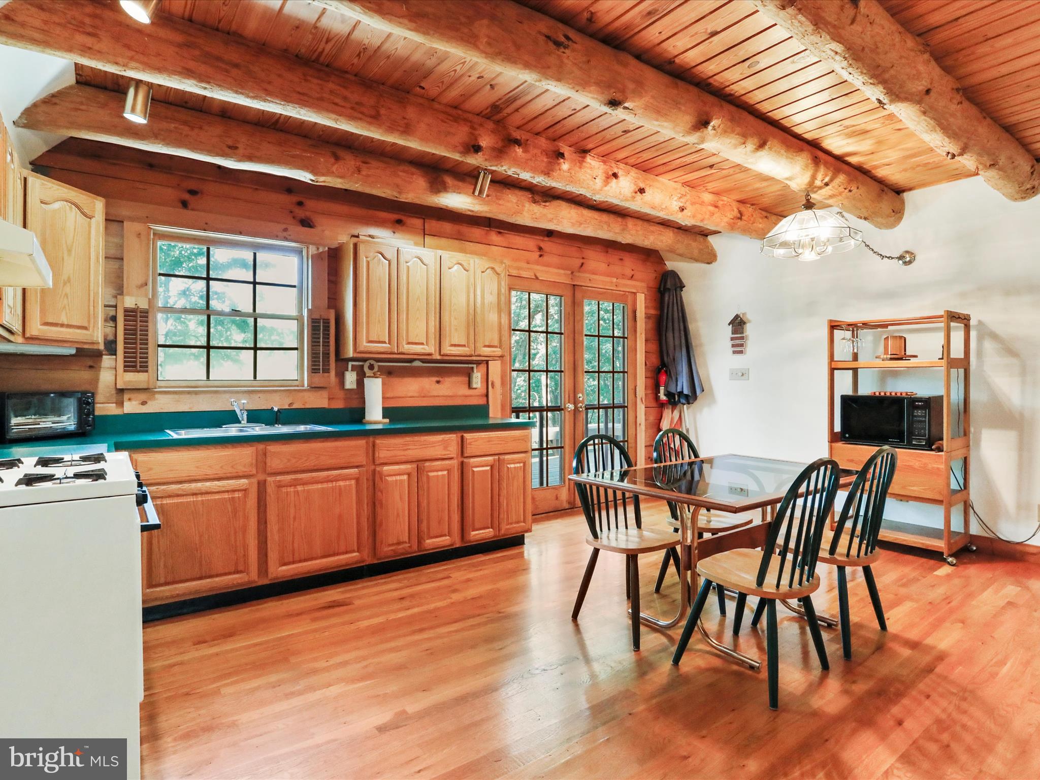 EAGLE BAY PROPERTIES - Residential