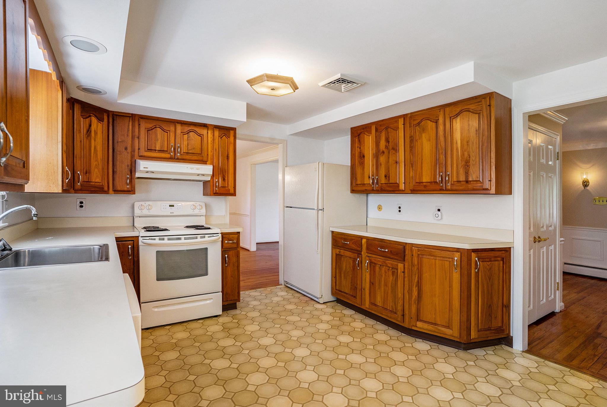 THORNBURY - Residential