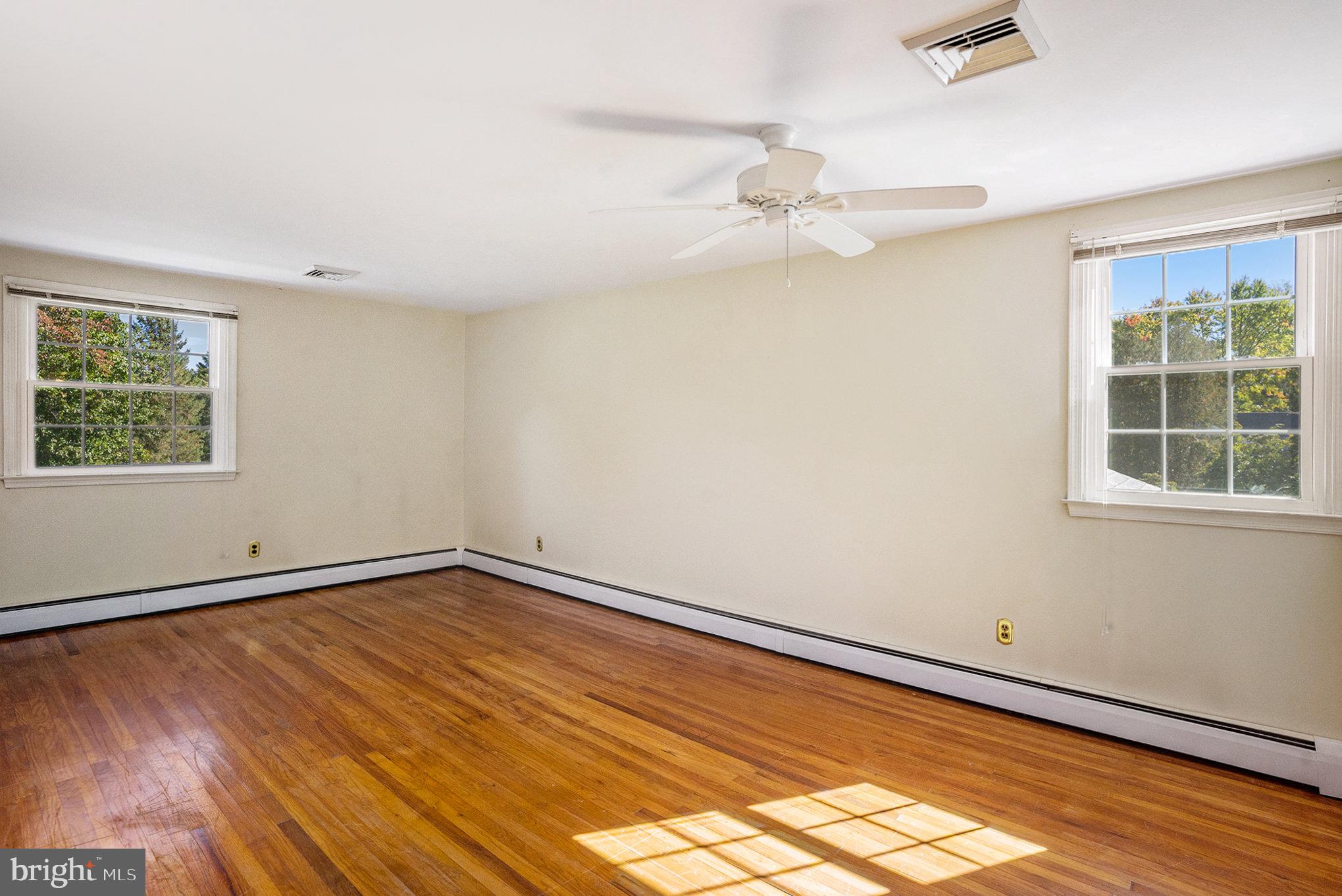 THORNBURY - Residential