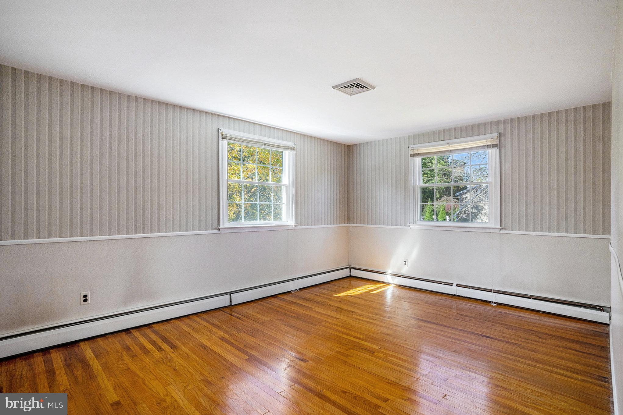 THORNBURY - Residential