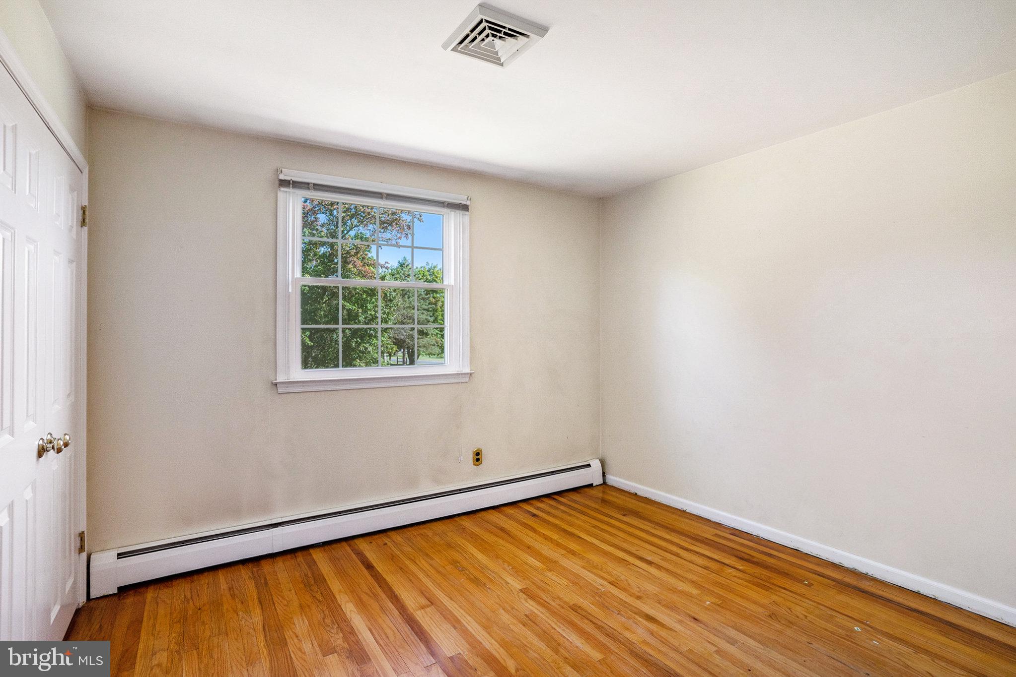 THORNBURY - Residential