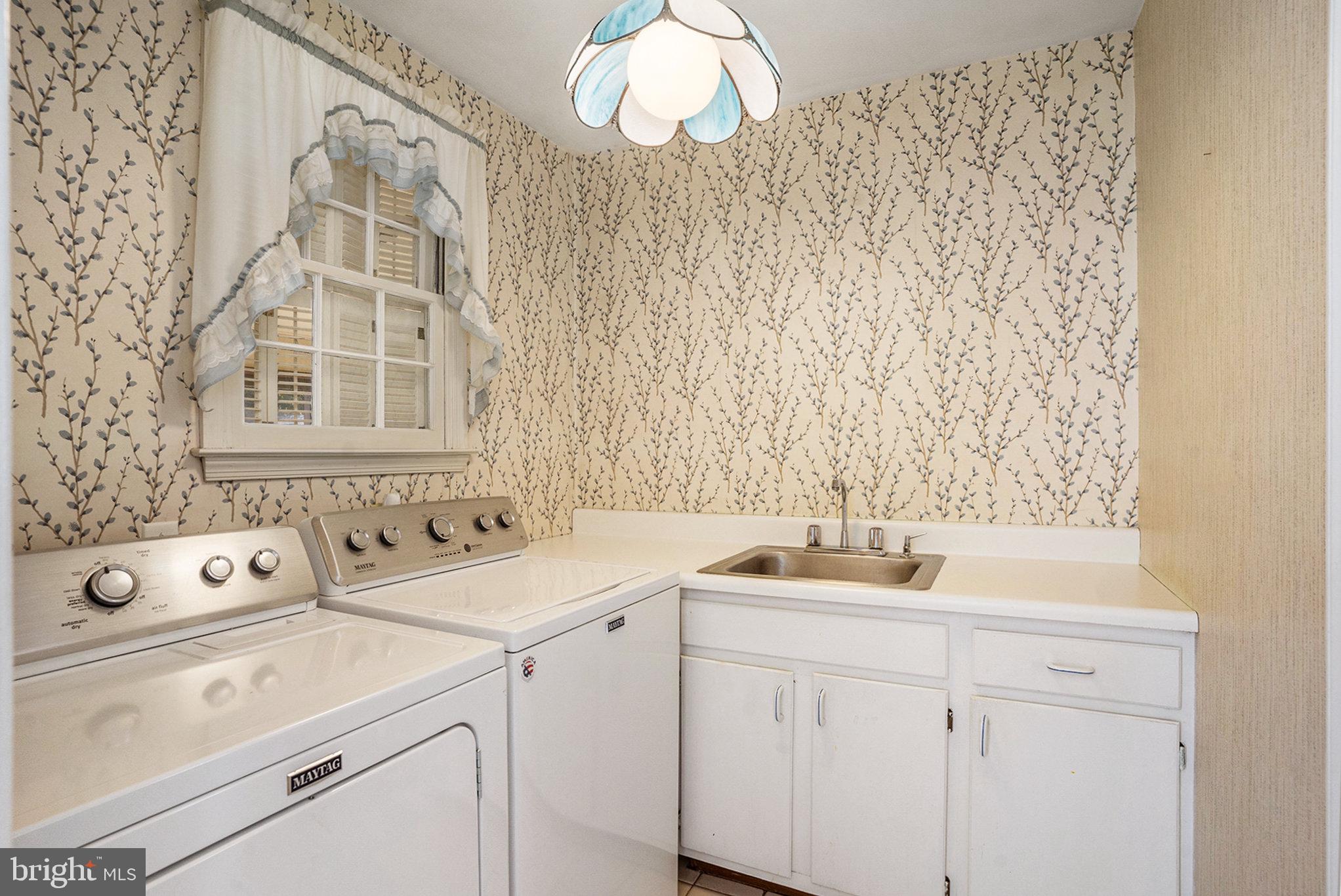 THORNBURY - Residential