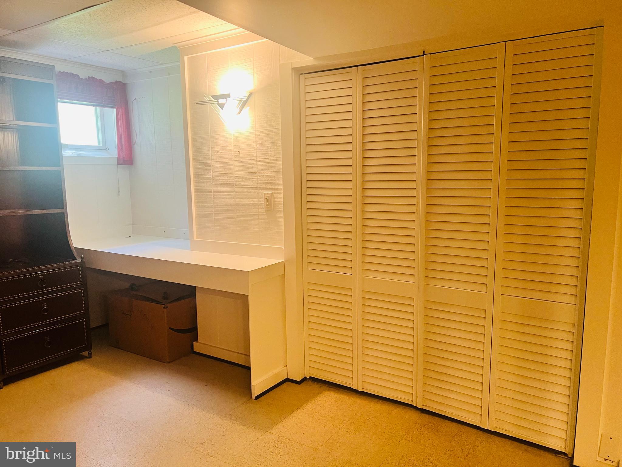 NORWOOD ESTATES - Residential Lease