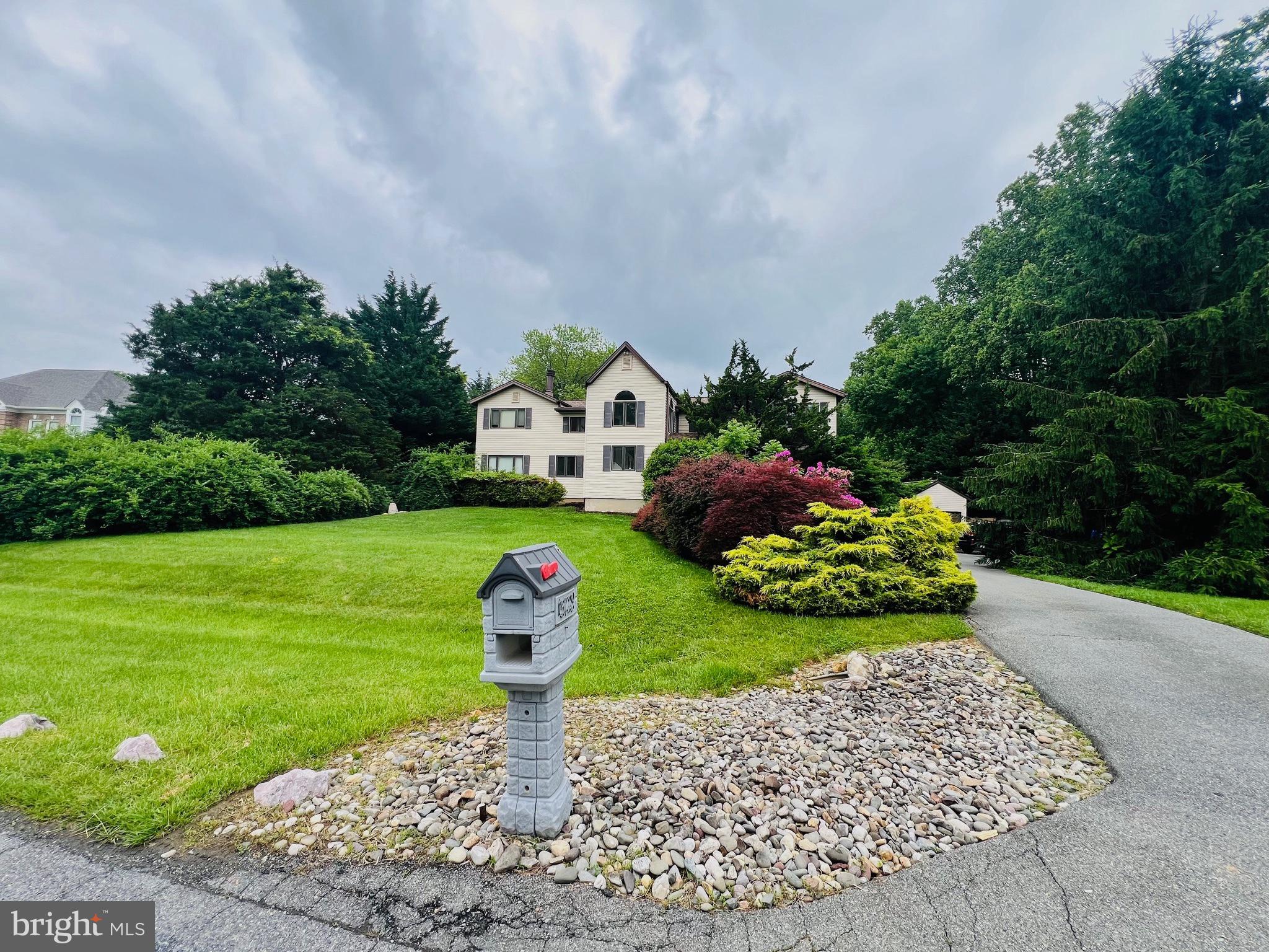 NORWOOD ESTATES - Residential Lease