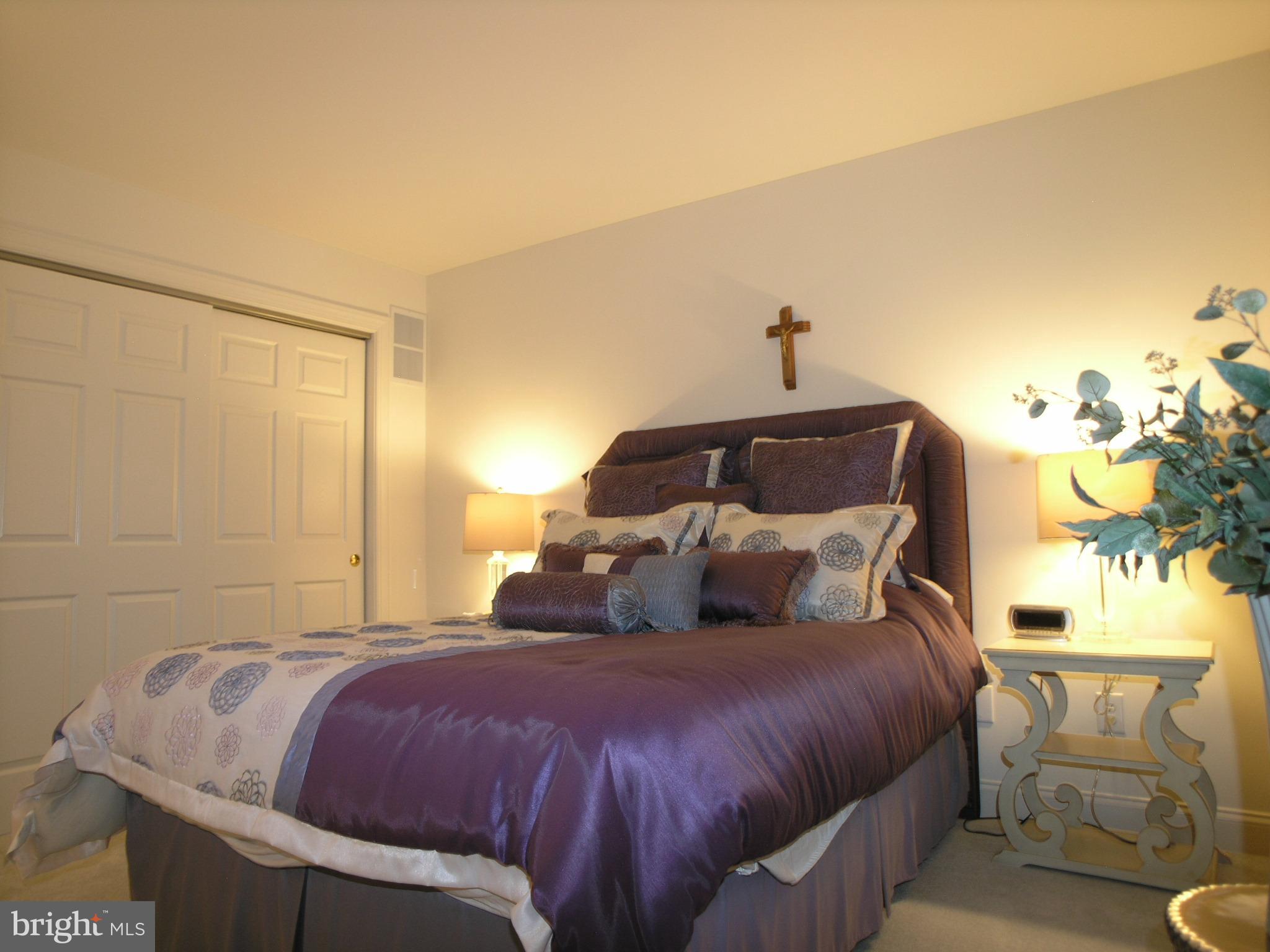 CASEY KNOLL - Residential