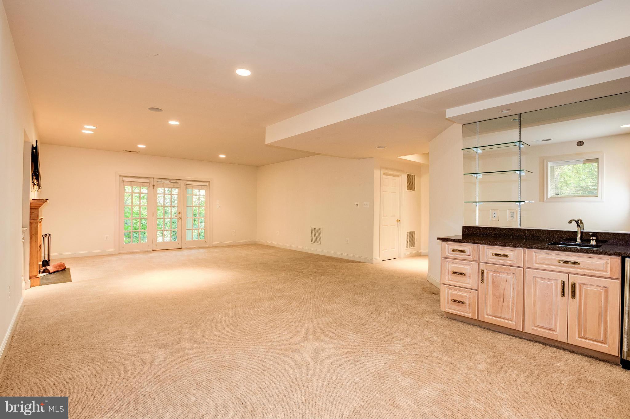 WOODMONT - Residential