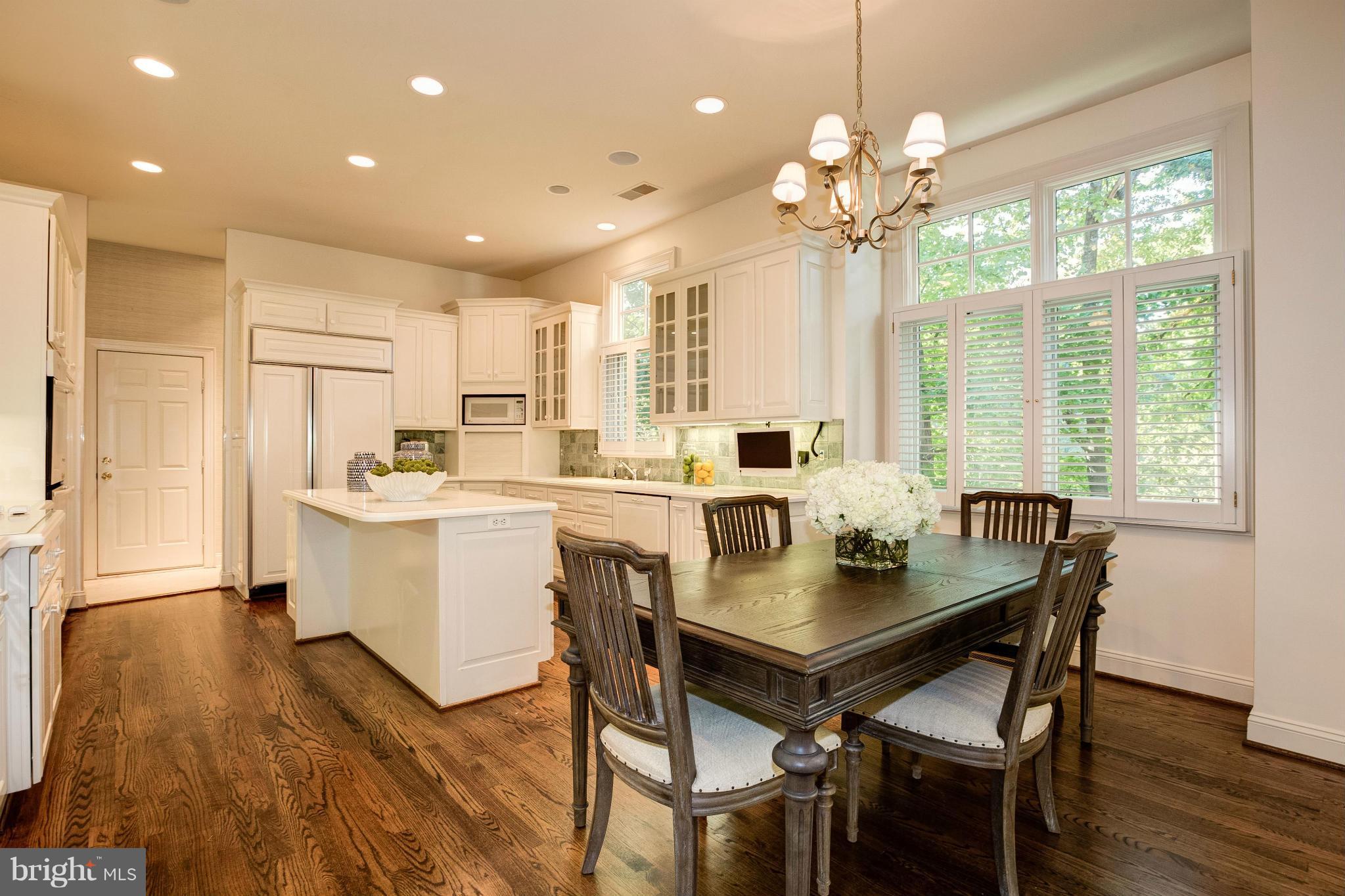 WOODMONT - Residential