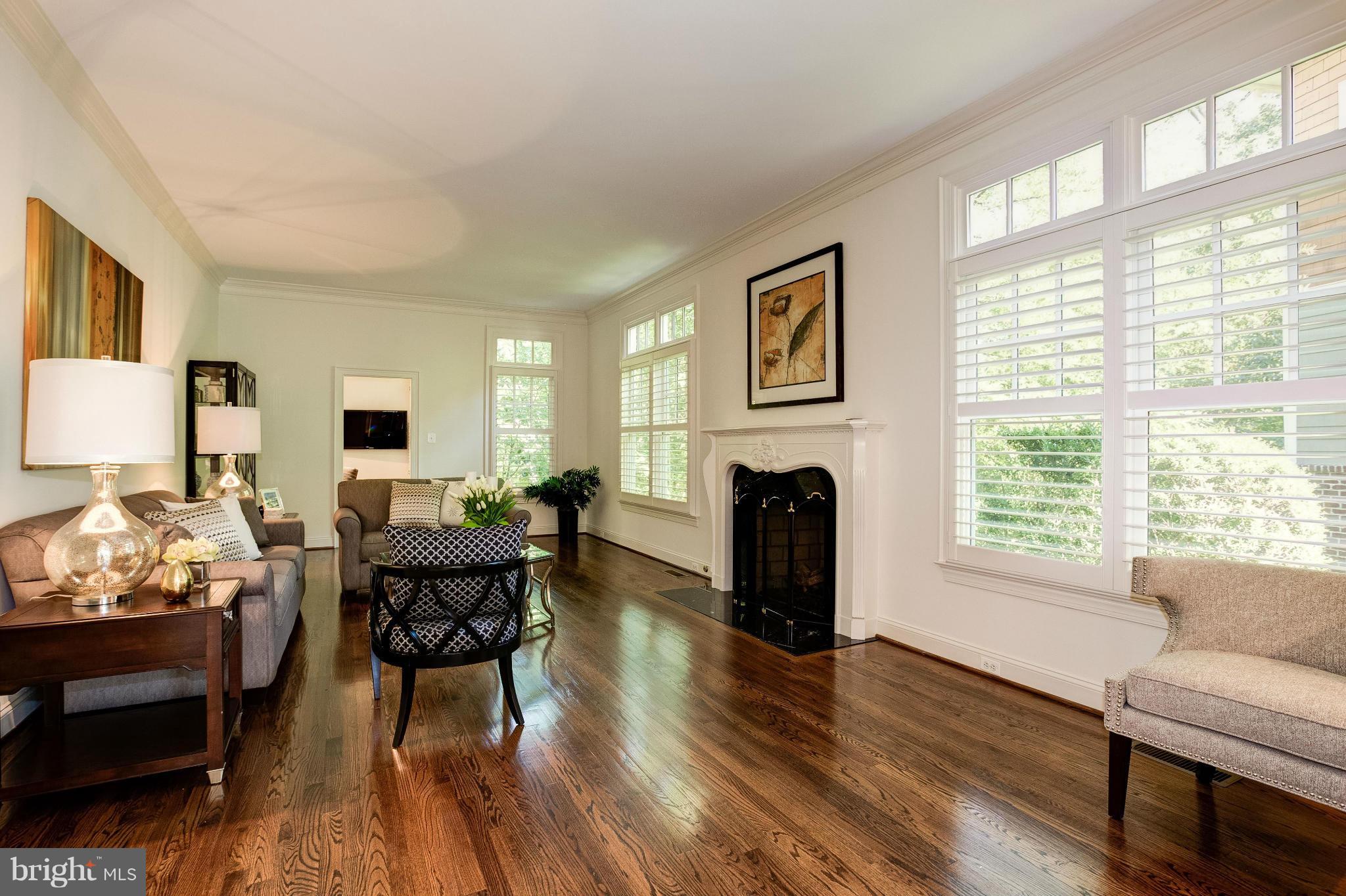 WOODMONT - Residential