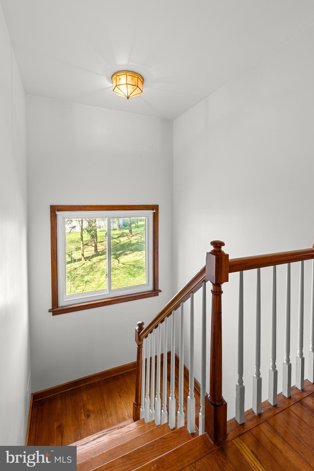 NEW HOLLAND - Residential