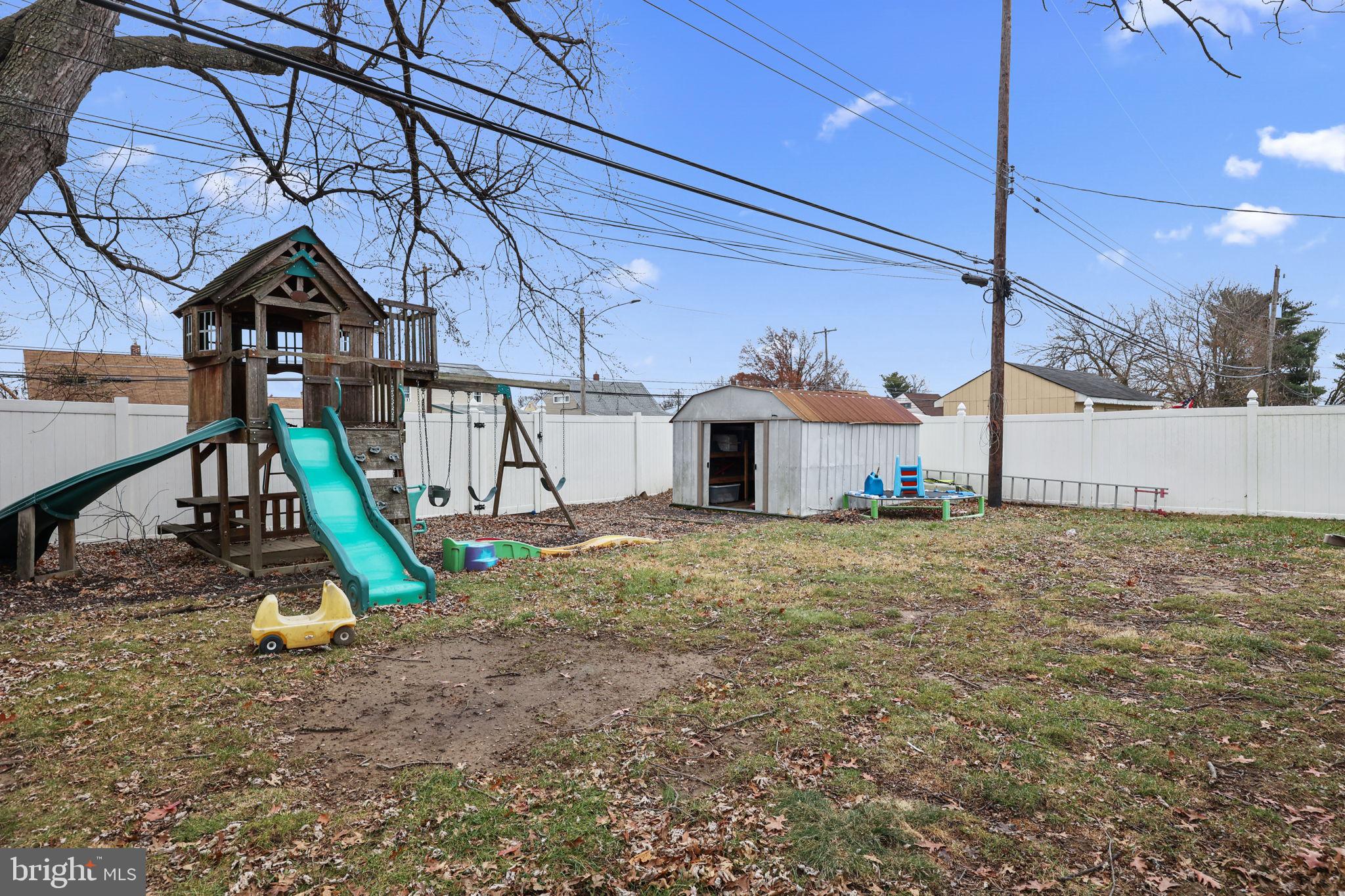 INDIAN CREEK - Residential