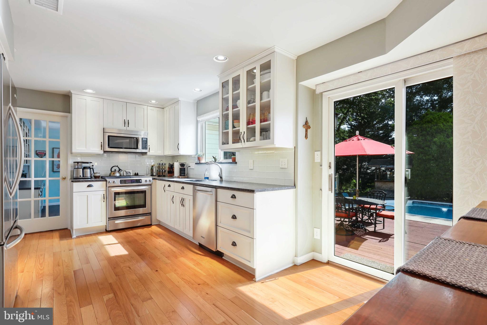 OLNEY SQUARE - Residential