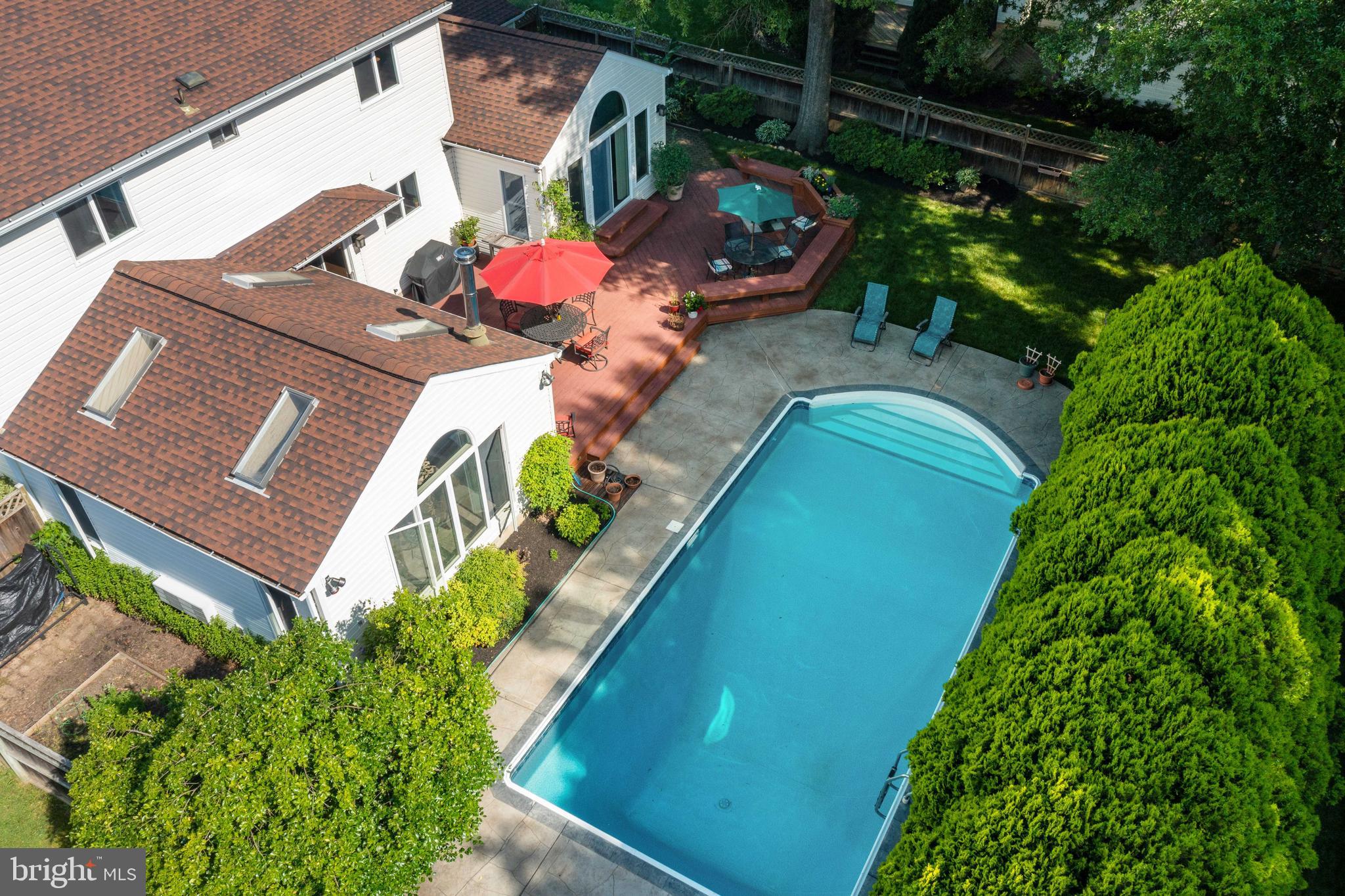 OLNEY SQUARE - Residential